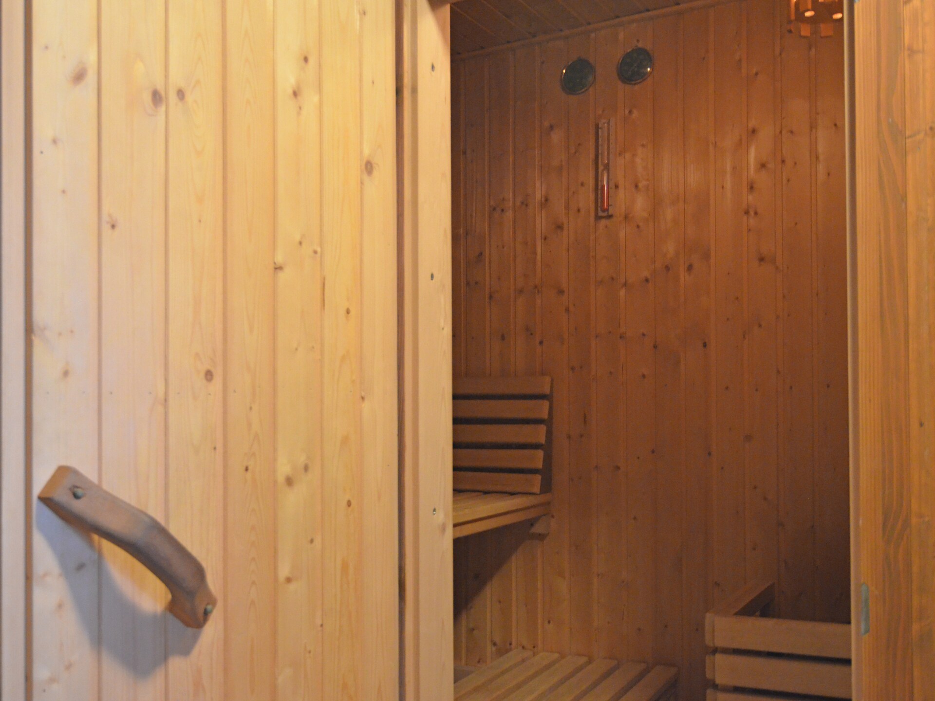 Panoramisch appartement met sauna direct aan de piste in Winterberg - foto 7