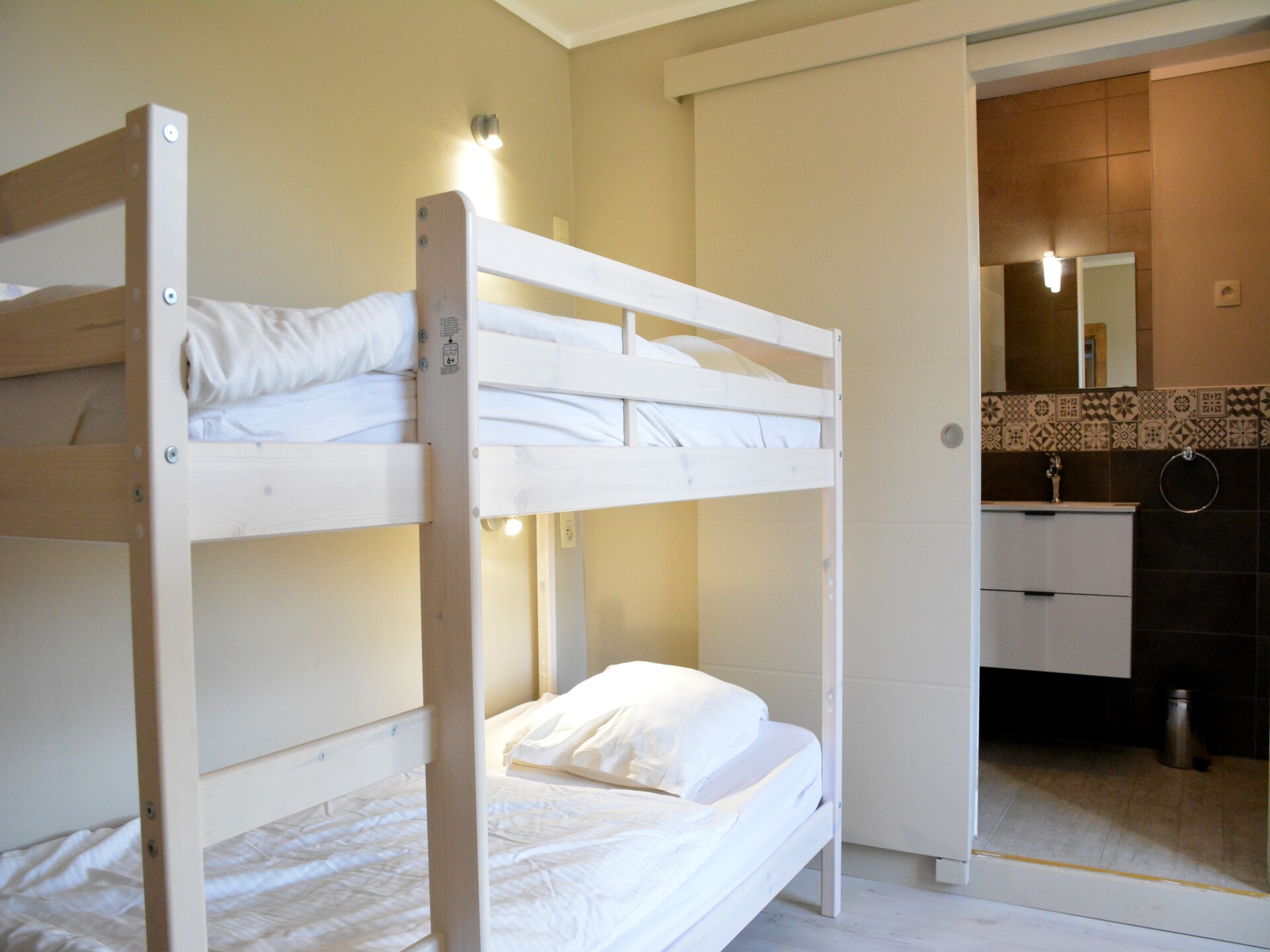 14-persoons groepsvilla met sauna en biljart in Amonines - foto 18
