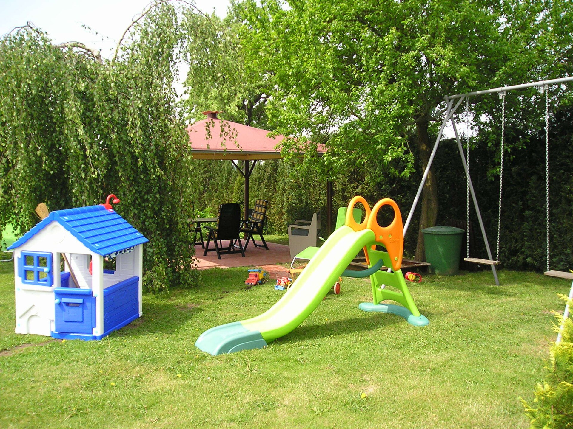 Ruim familie-appartement met tuin bij manege op 16 km van strand - foto 24
