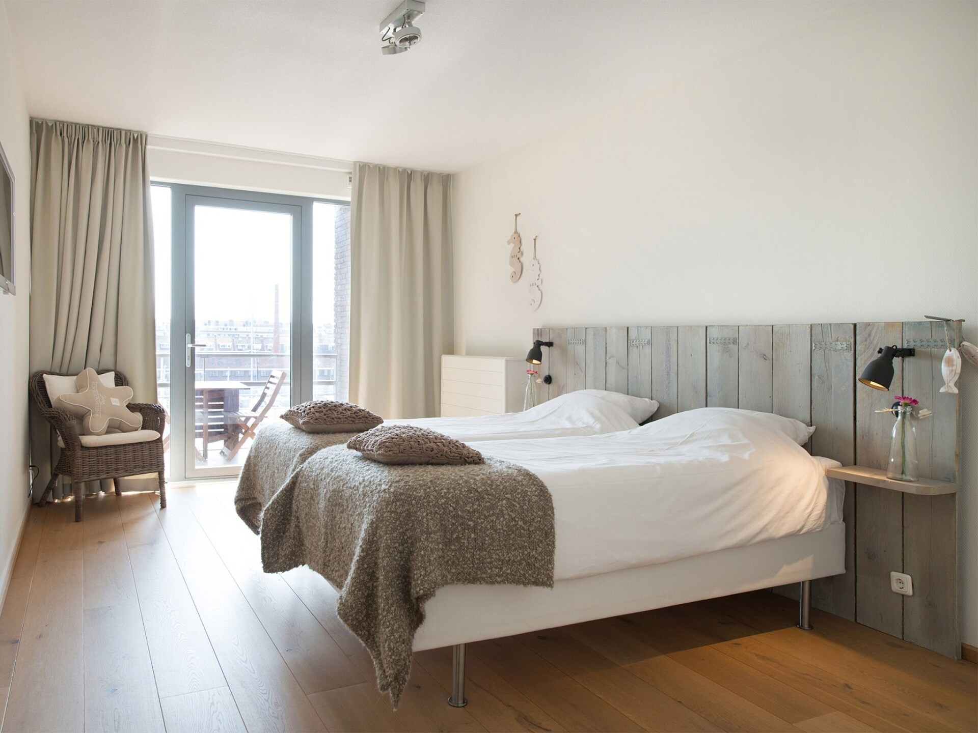 5-persoons modern appartement in Scheveningen nabij het strand - foto 21
