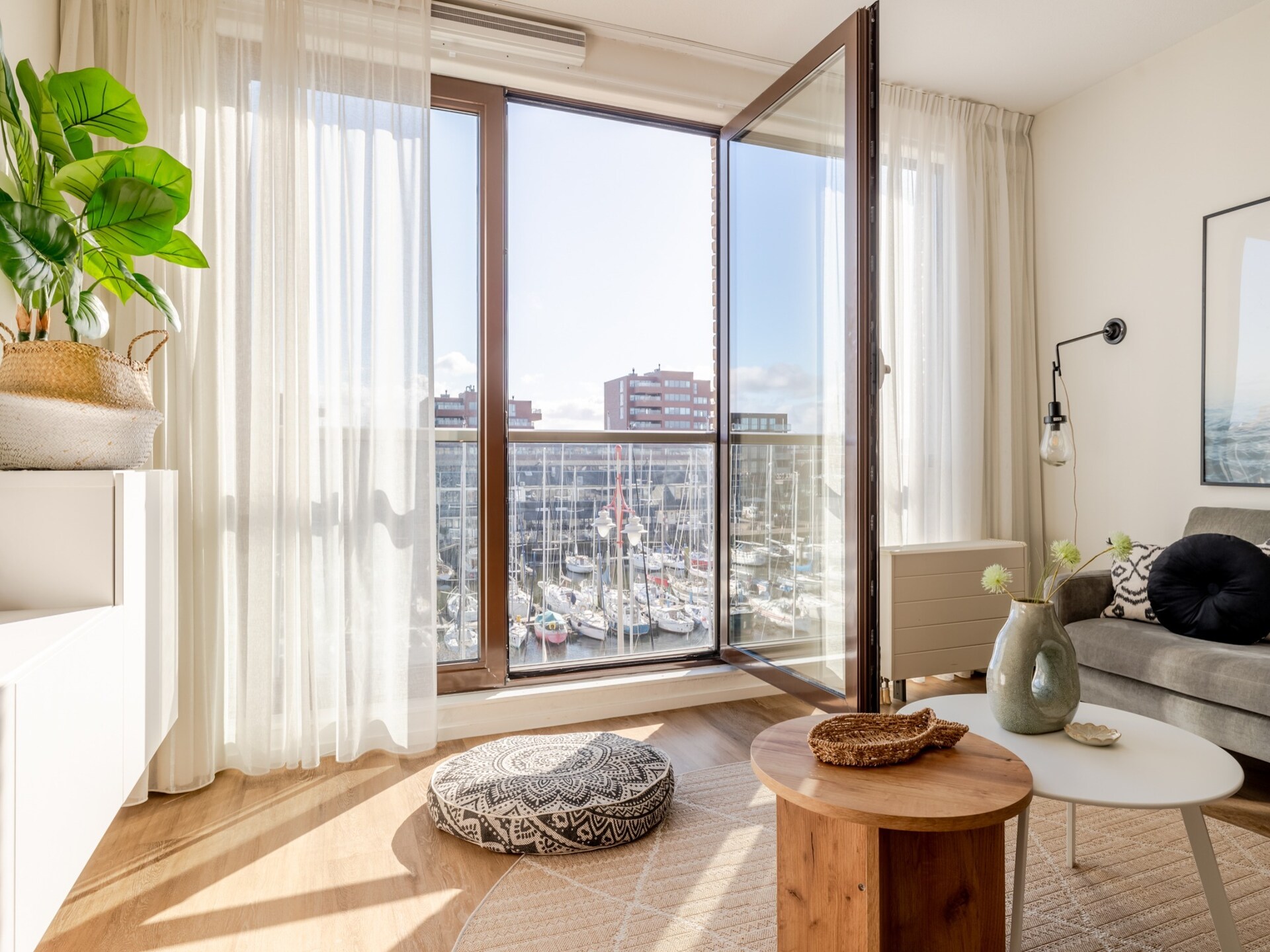 Modern appartement met Frans balkon aan de jachthaven van Scheveningen - foto 7