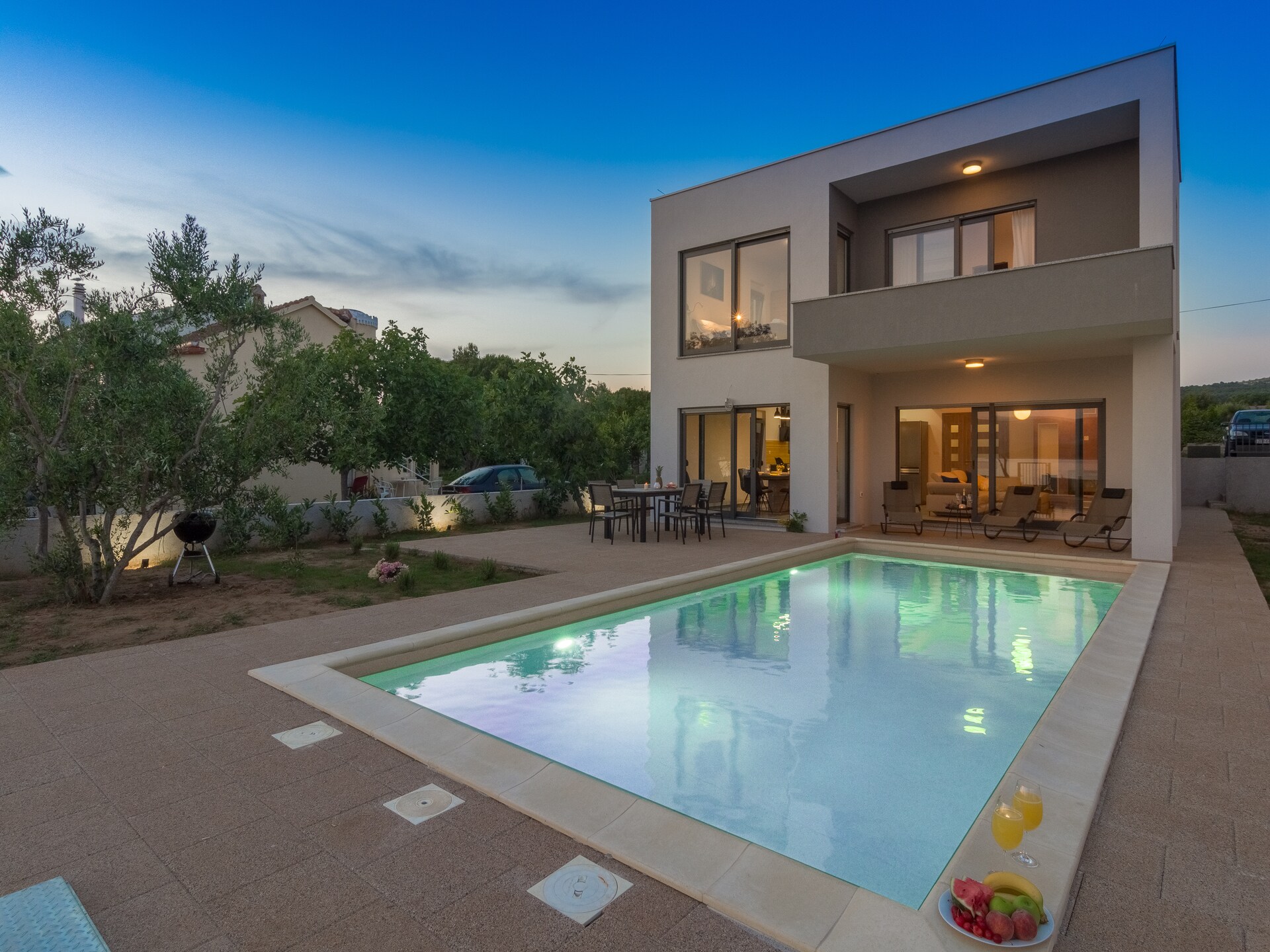 Villa Estera: Vrijstaande villa met zwembad op 10 meter van zee in Turanj - foto 1