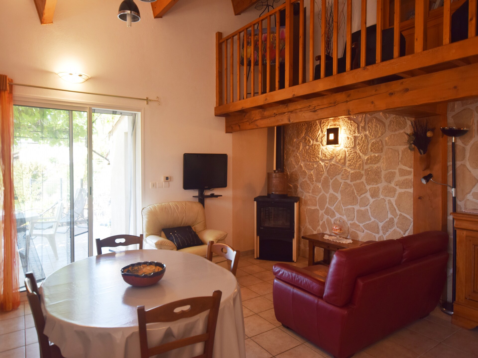 Maison de village: vrijstaand vakantiehuis met tuin in bosrijk Saint Pons - foto 3