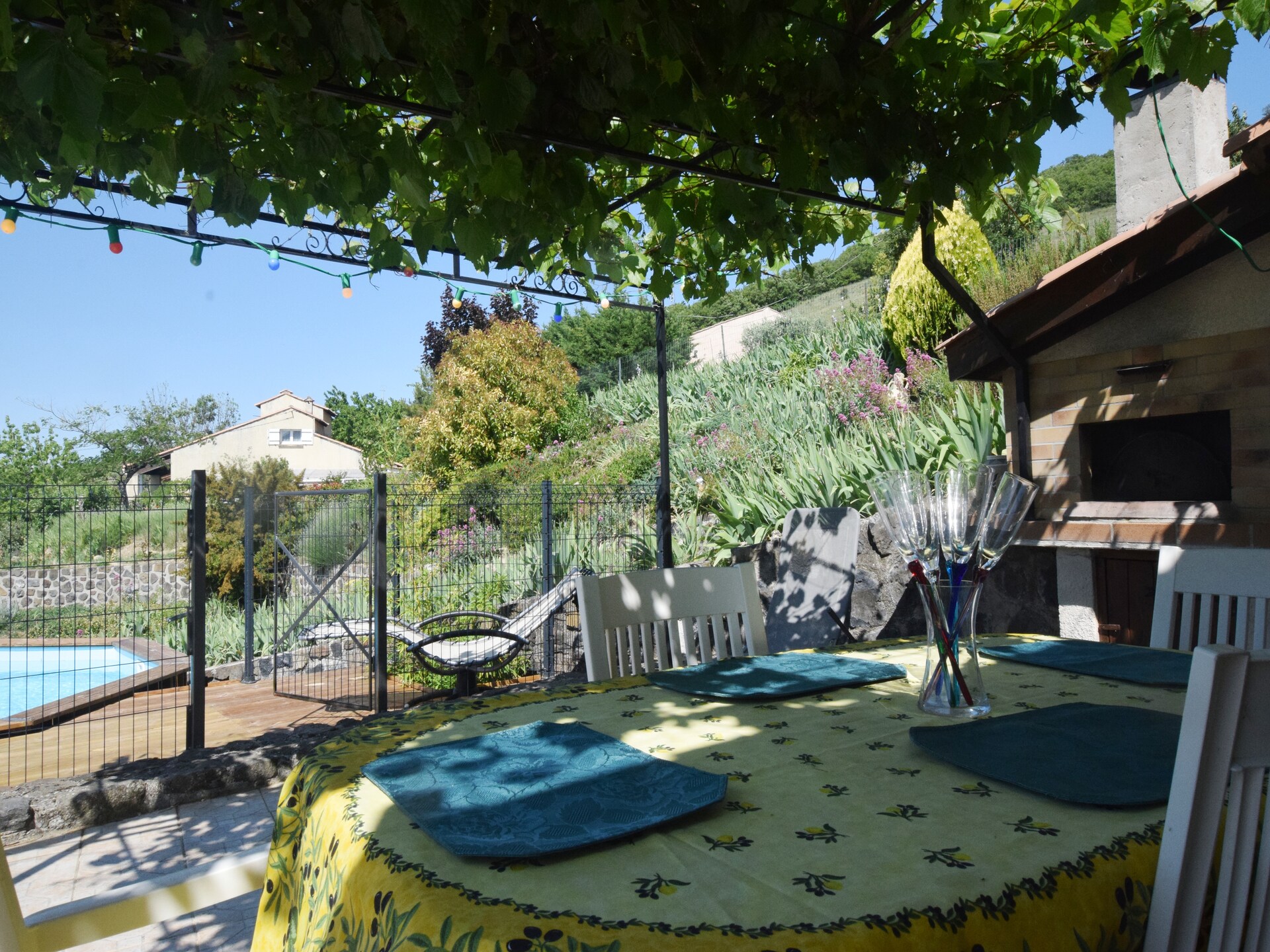 Maison de village: vrijstaand vakantiehuis met tuin in bosrijk Saint Pons - foto 22