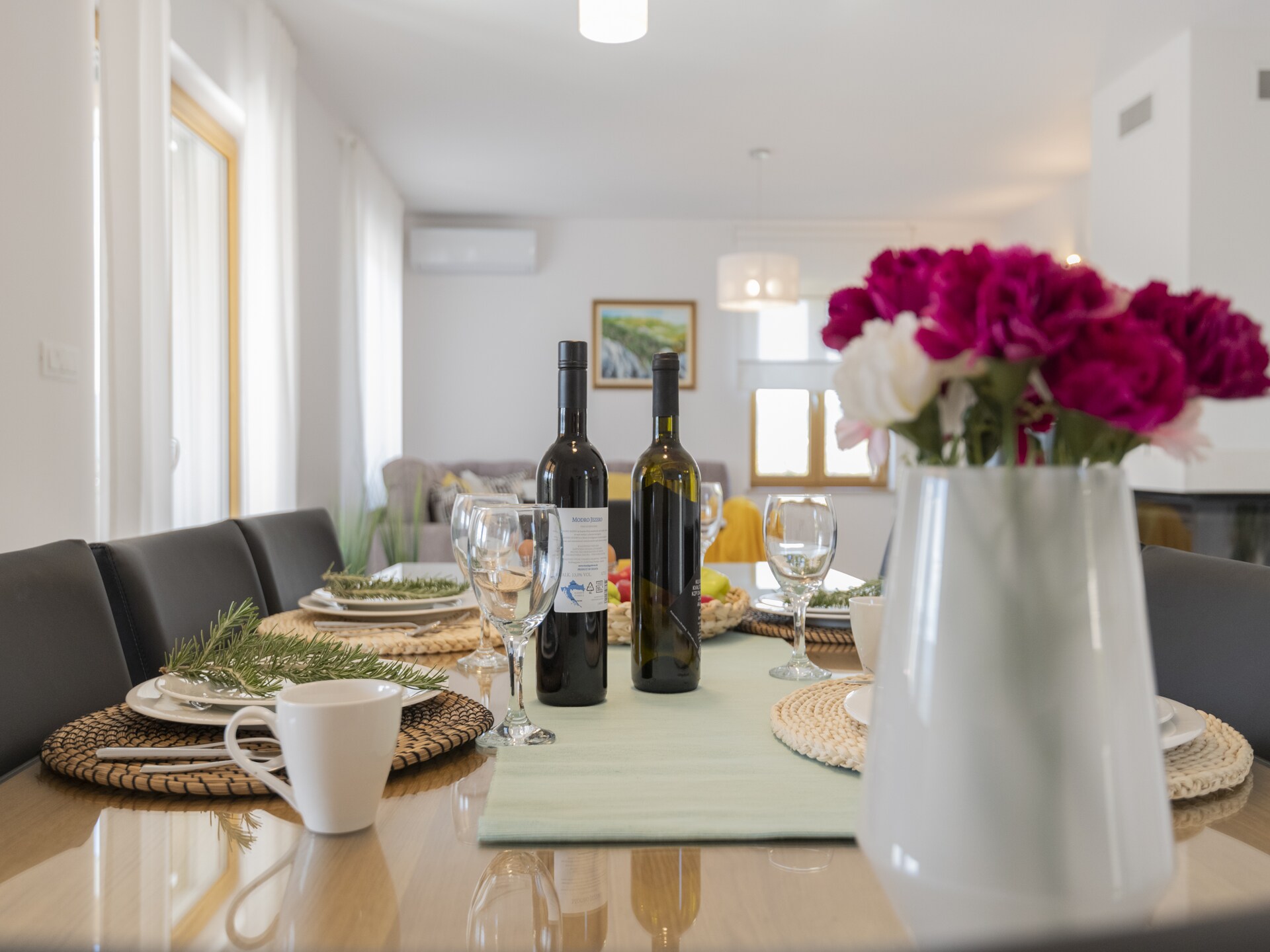 Villa In Excelsis: Ruim familieverblijf met privézwembad bij rivier en meer - foto 35