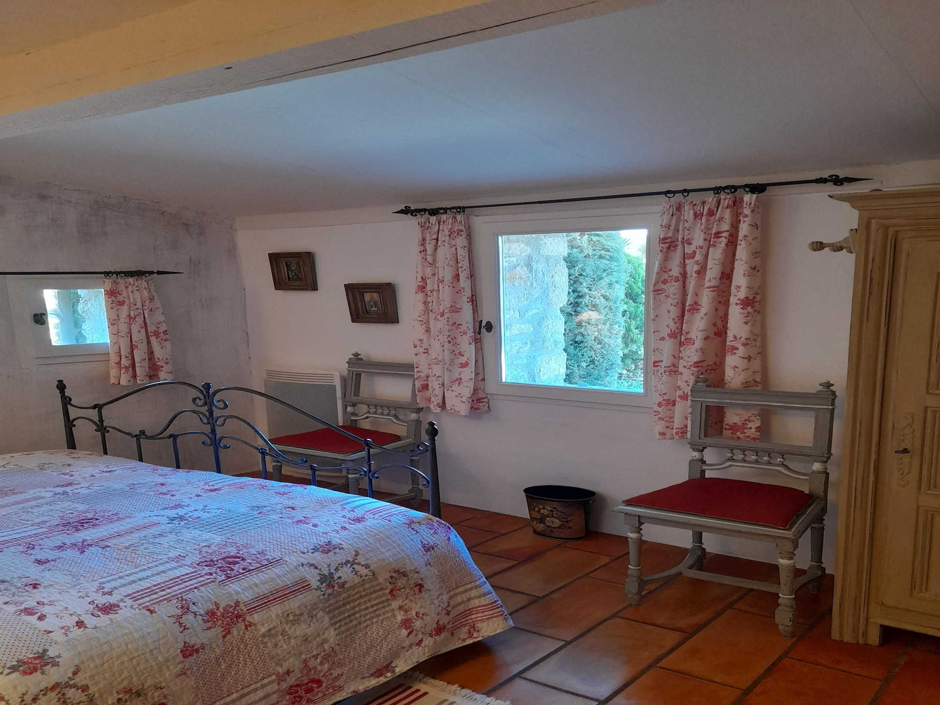 Authentieke Provençaalse villa met privézwembad in Viens - foto 21