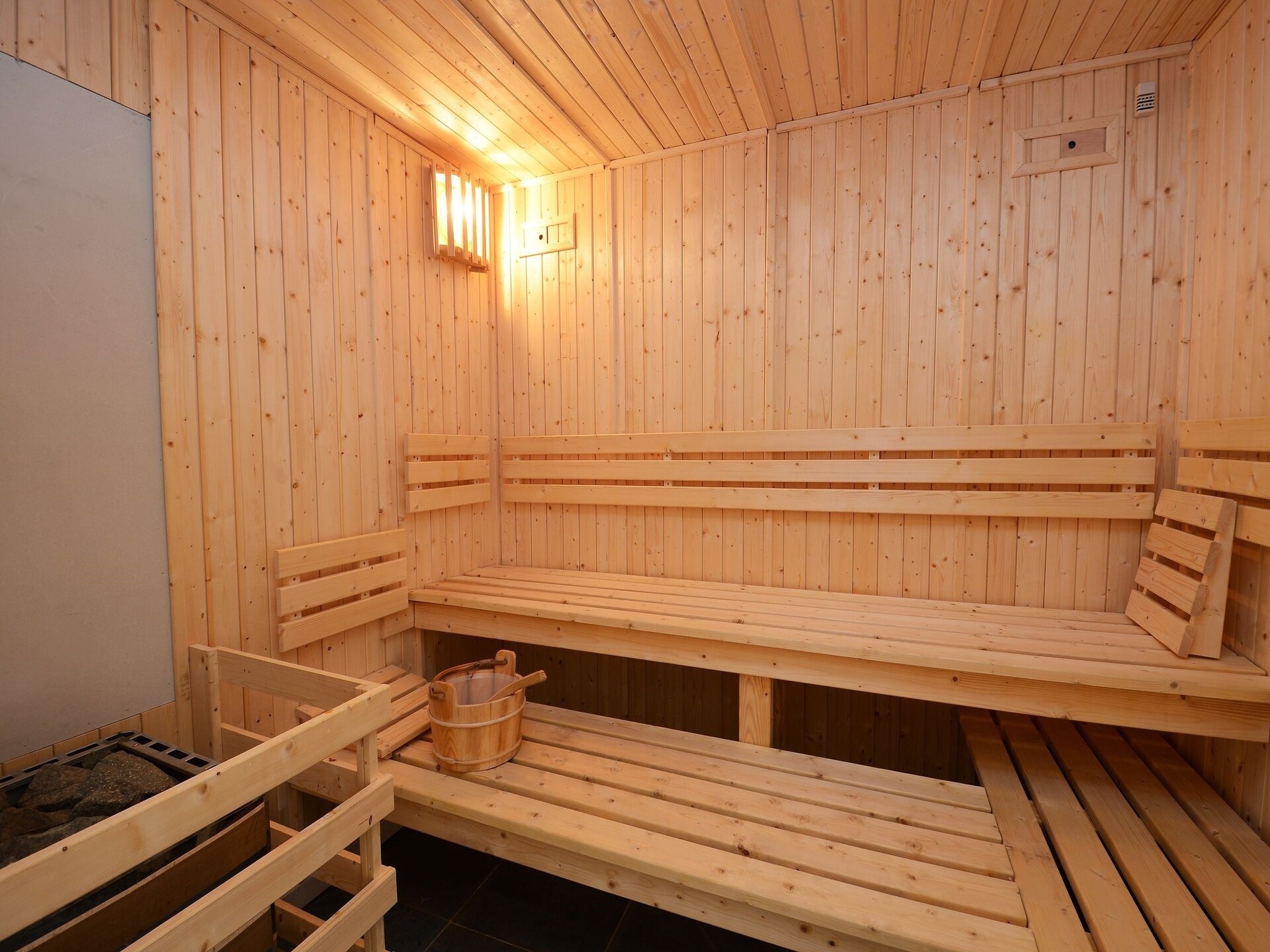 Authentiek chalet voor 6 in Auris met balkon op de Alpen - foto 4