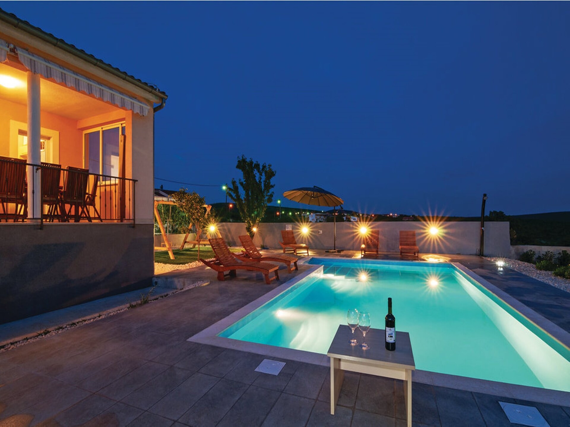 Villa Željko: Ruime vrijstaande villa met privézwembad bij Zadar - foto 26