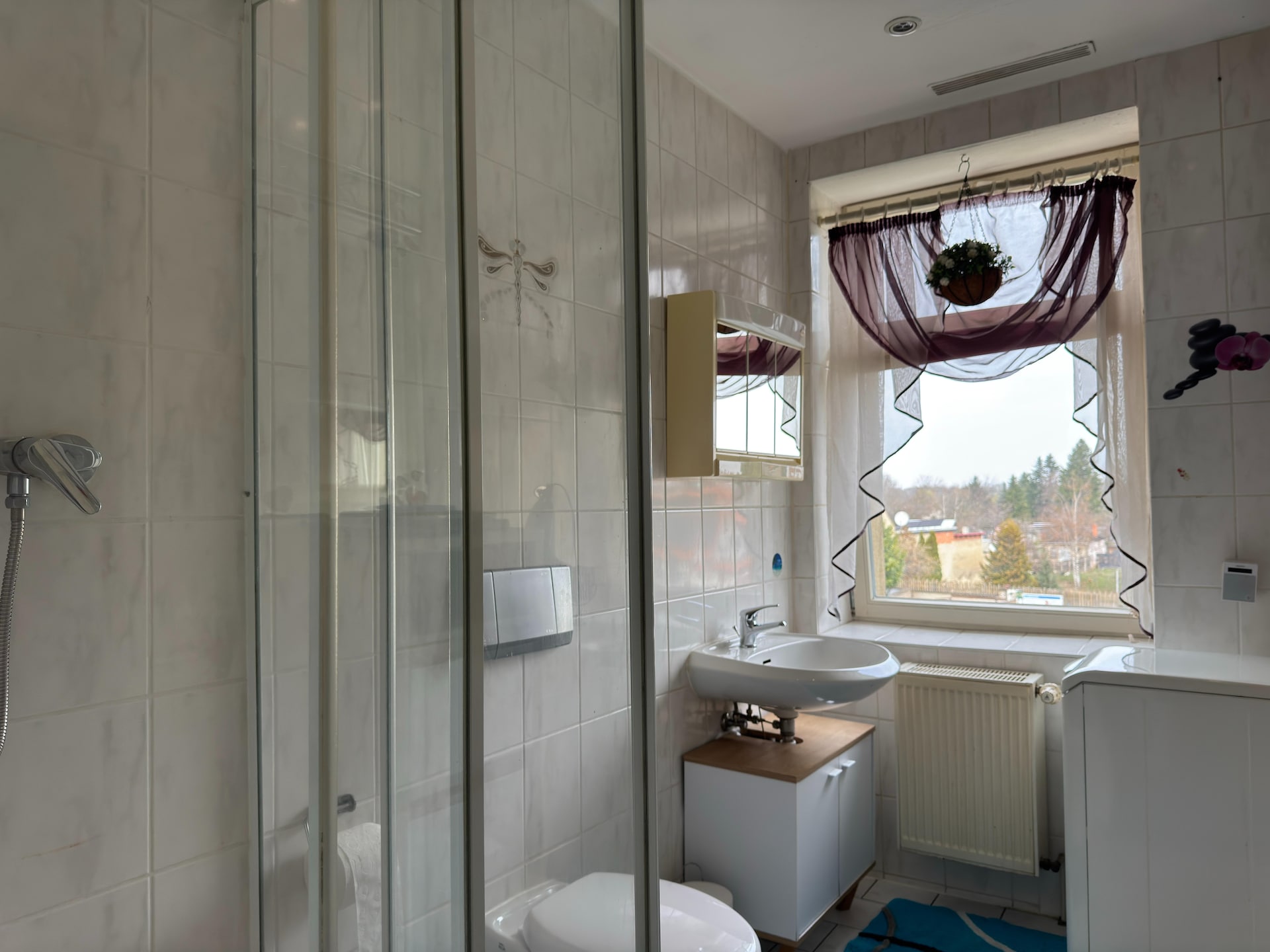 Op 1,0 km van het centrum: ruim appartement in Ballenstedt - foto 14