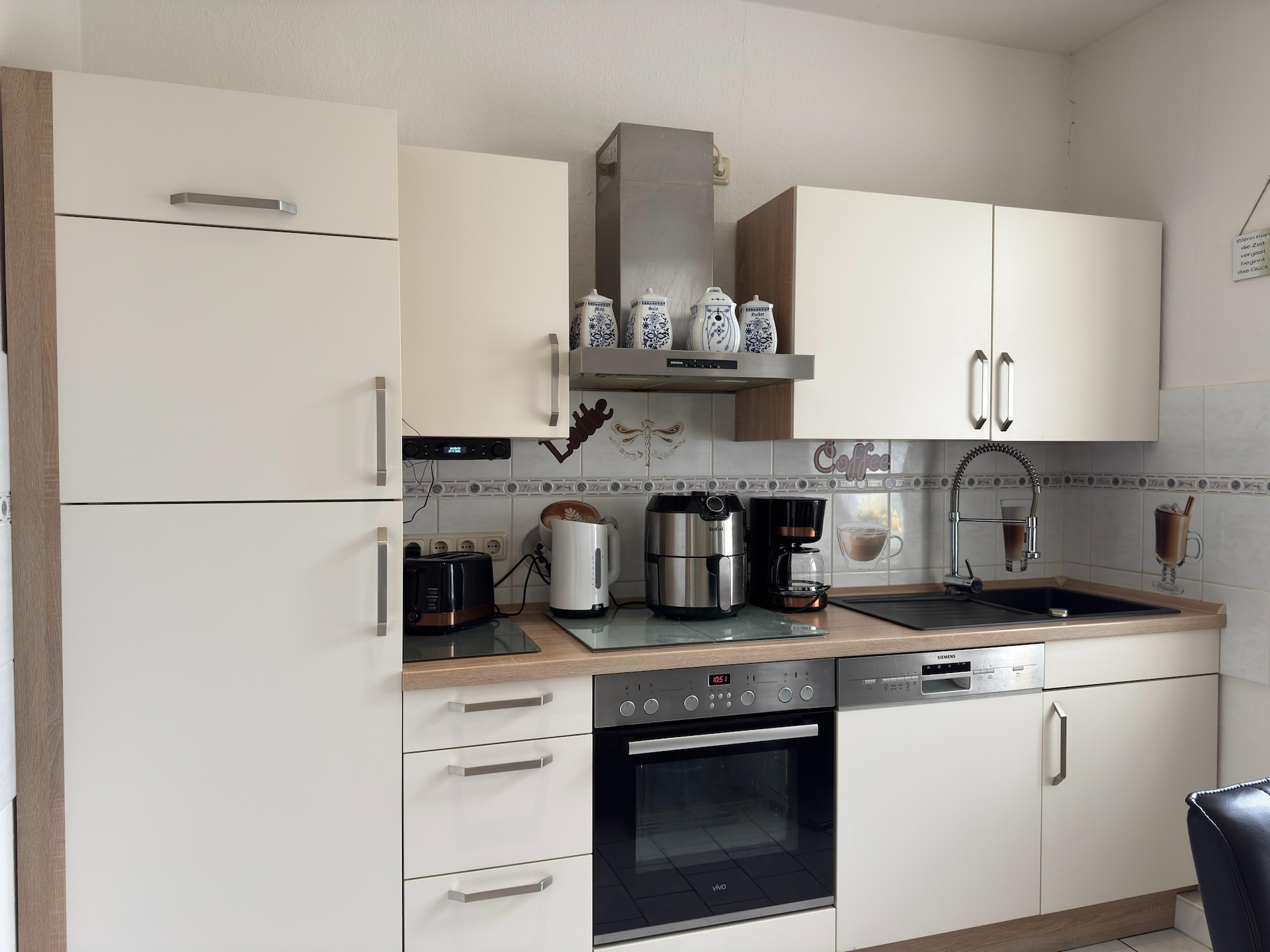 Op 1,0 km van het centrum: ruim appartement in Ballenstedt - foto 3
