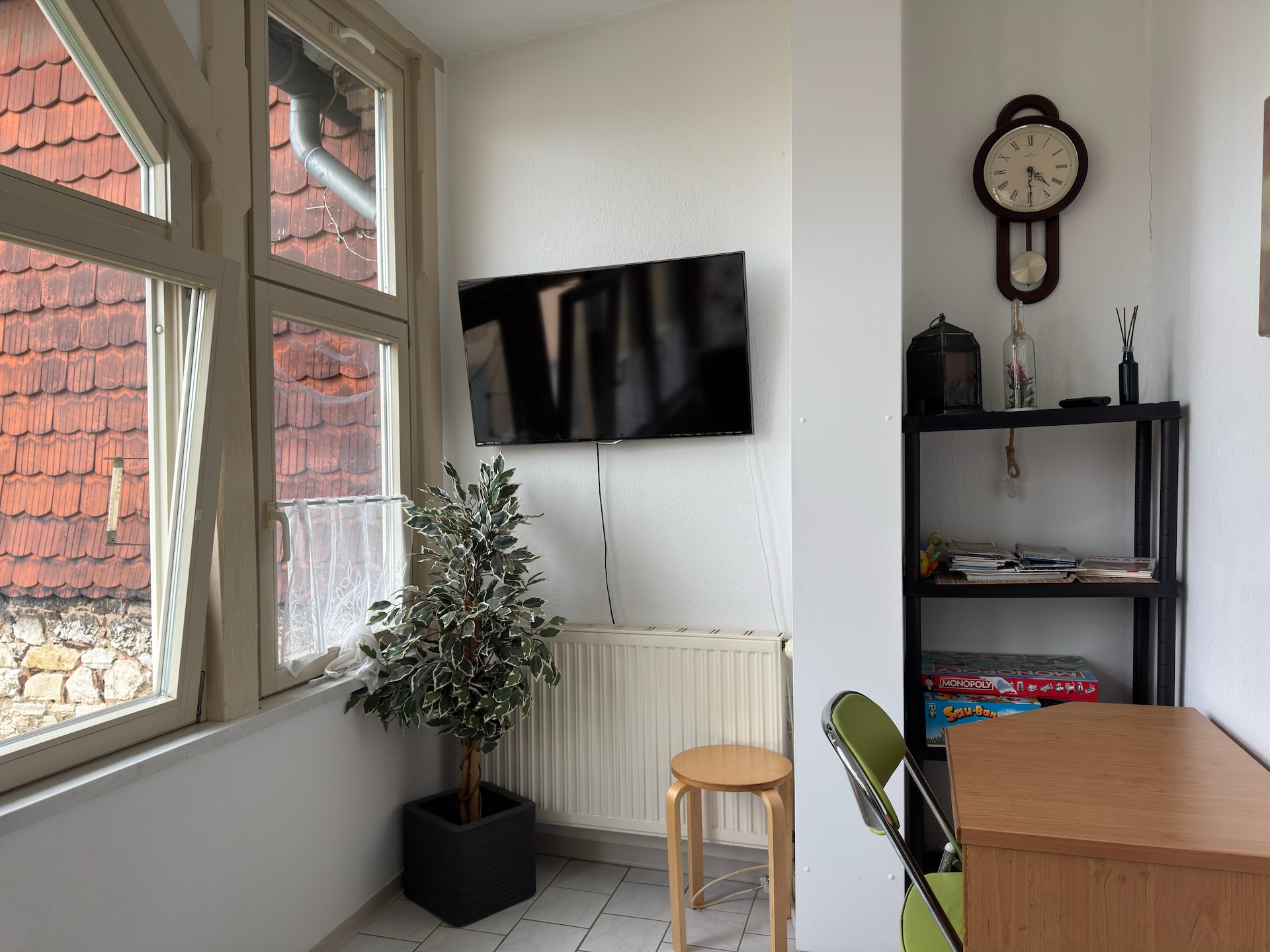 Op 1,0 km van het centrum: ruim appartement in Ballenstedt - foto 7