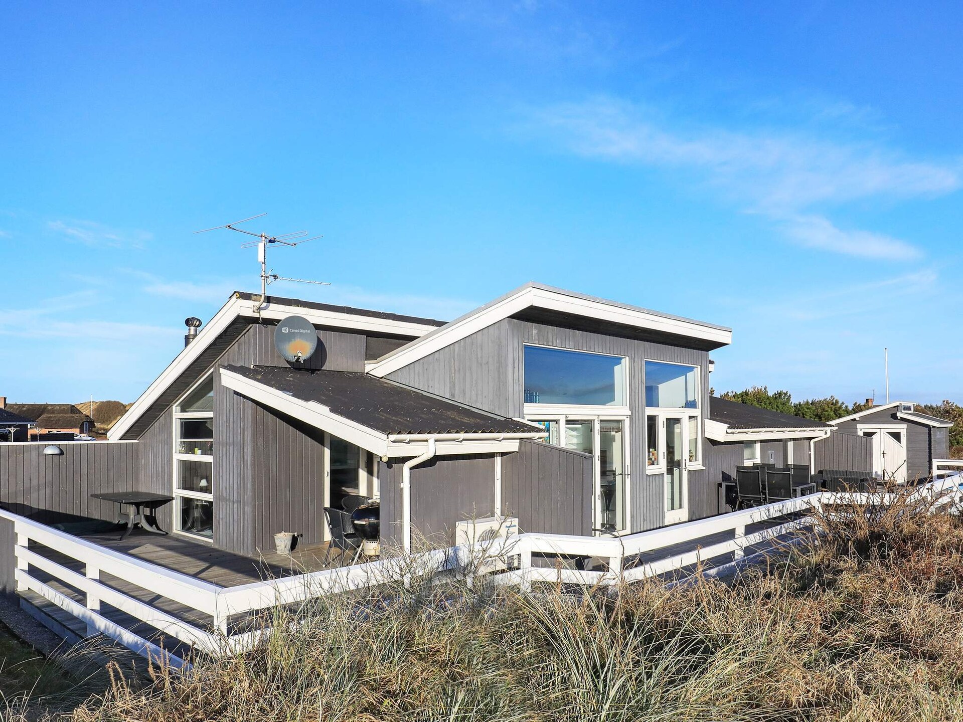 Licht vakantiehuis 300m van zee met whirlpool bij Ringkøbing - foto 1