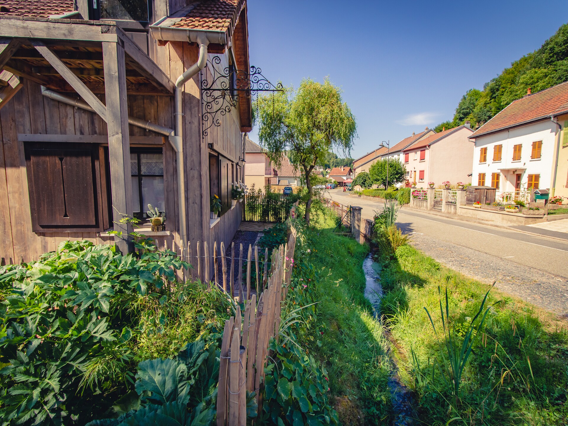 Vrijstaand vakantiehuis met tuin in Saint-Quirin, op 200m van het centrum - foto 27