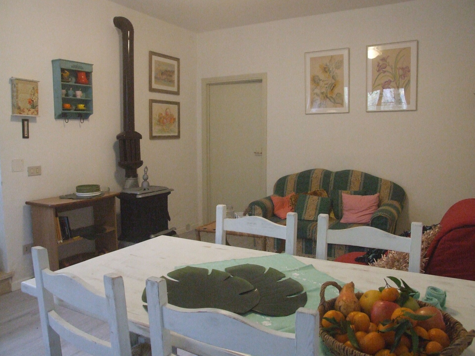 Knus Toscaans vakantiehuis met tuin, op 12 km van het strand in Sassetta - foto 11