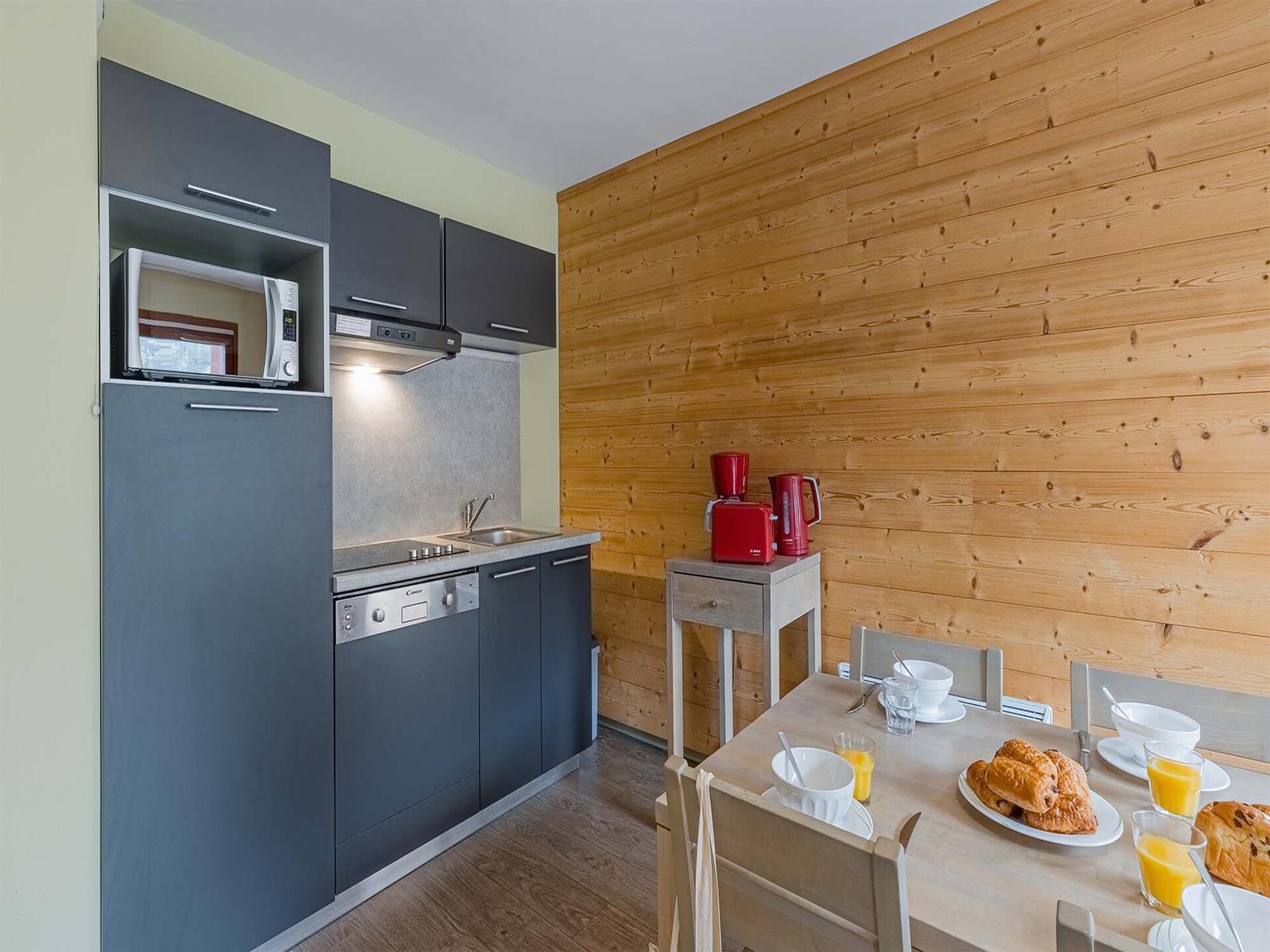 Authentiek chalet in Vaujany op 50m van de skilift, 6 personen - foto 4