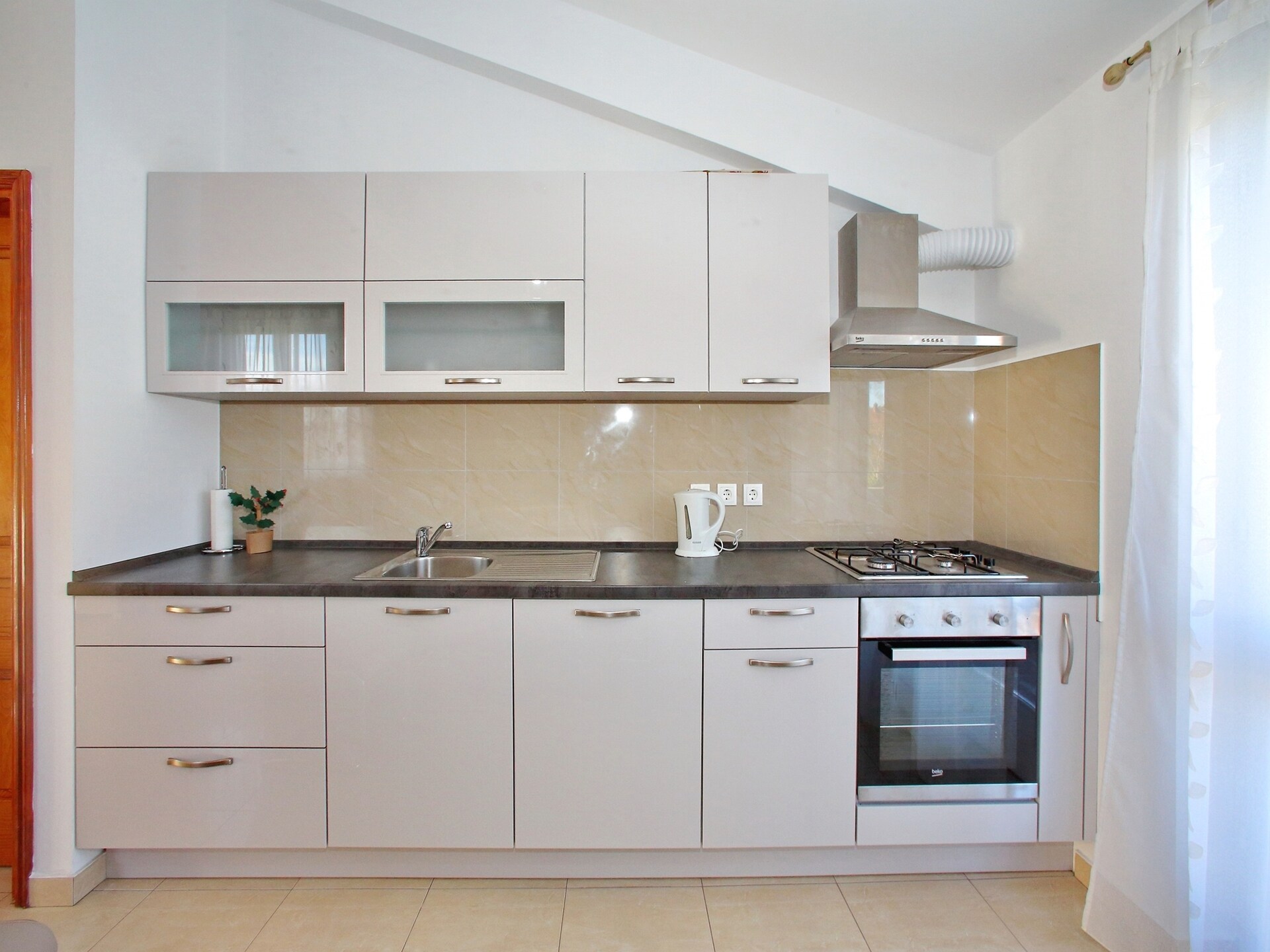 Modern appartement voor 6 in Bibinje, op 200 meter van de Adriatische Zee - foto 3