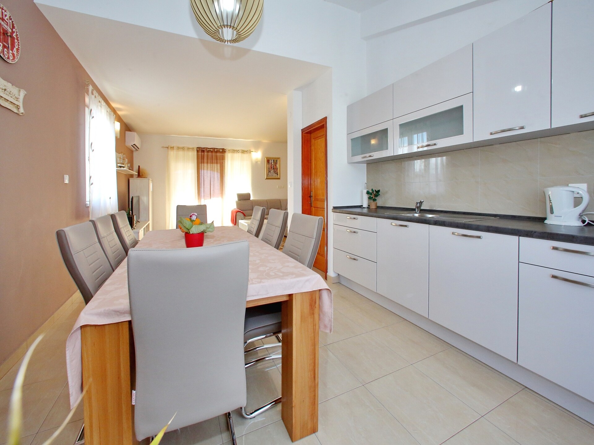 Modern appartement voor 6 in Bibinje, op 200 meter van de Adriatische Zee - foto 9