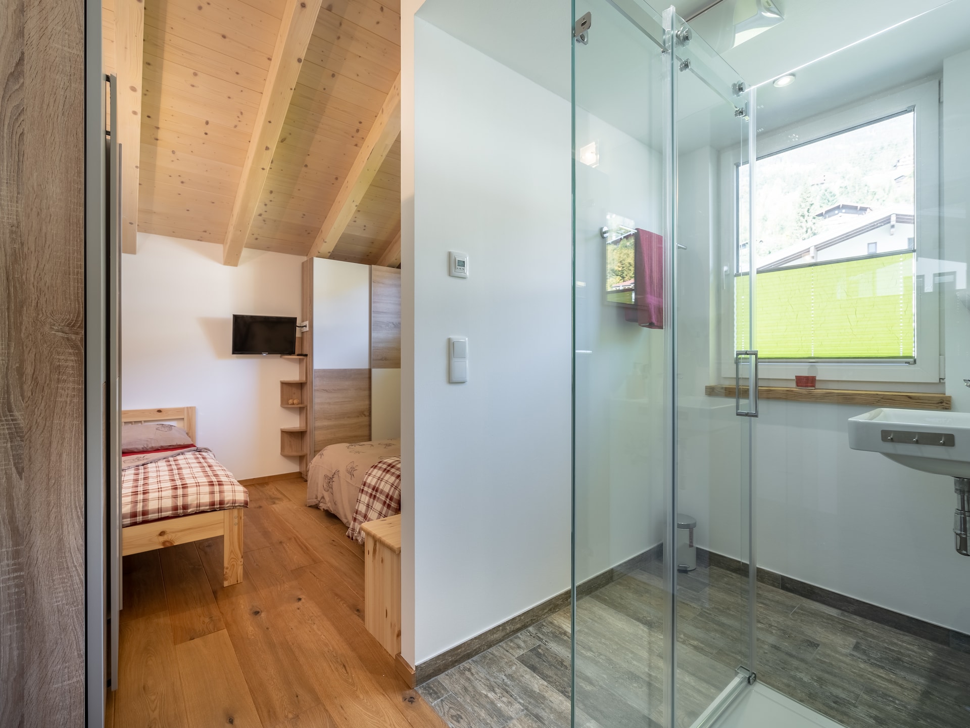 Op 300 m van de piste: Luxe chalet met privézwembad in Neukirchen - foto 21