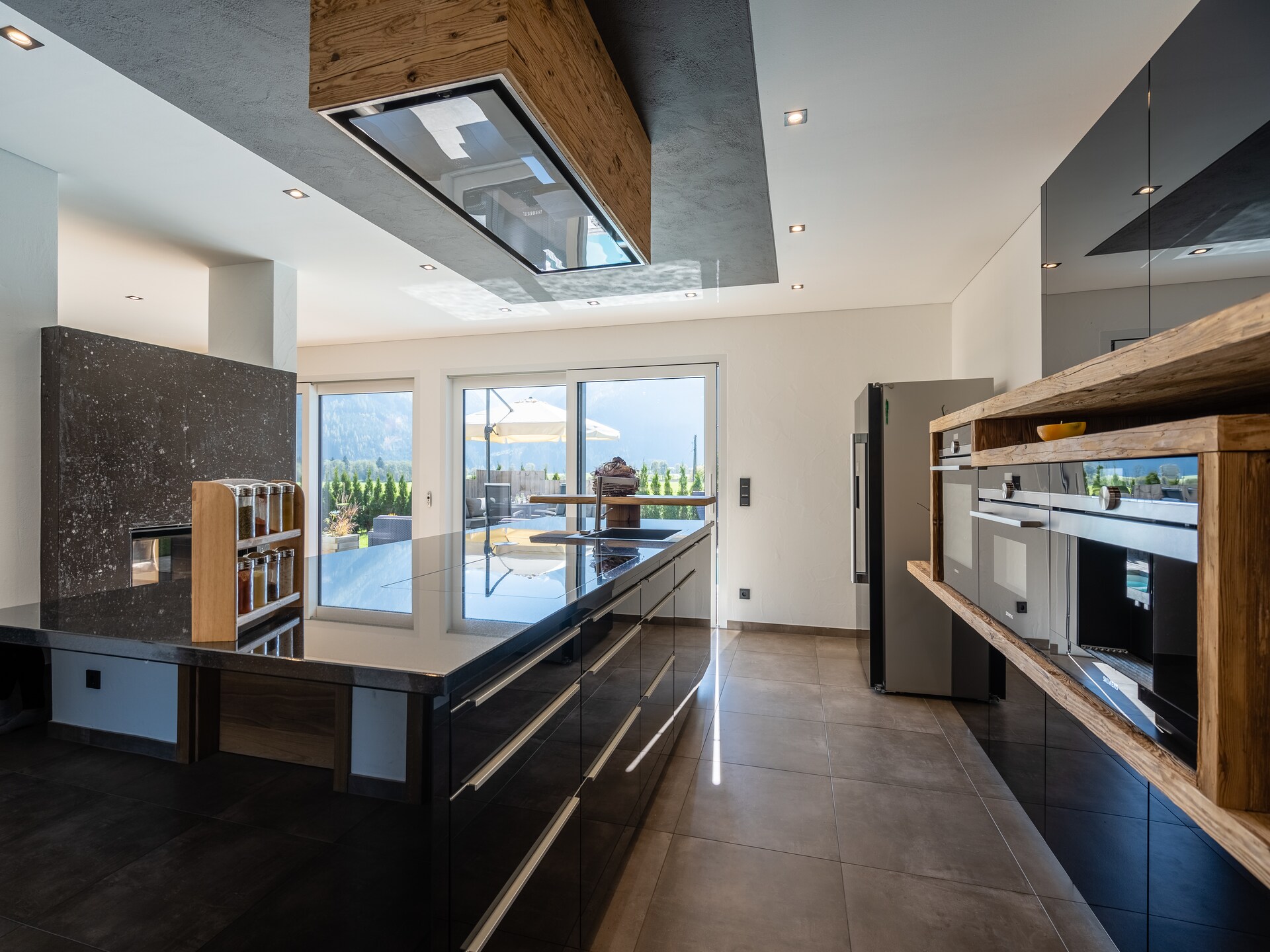 Op 300 m van de piste: Luxe chalet met privézwembad in Neukirchen - foto 15