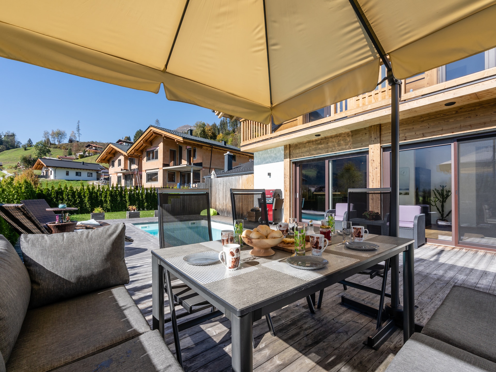 Op 300 m van de piste: Luxe chalet met privézwembad in Neukirchen - foto 20