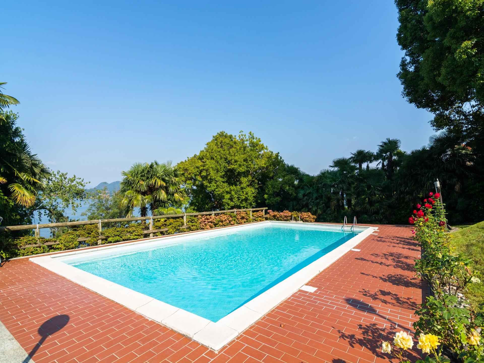 Verdelago Quattordici: Zonnig appartement met zwembad in Stresa - foto 1