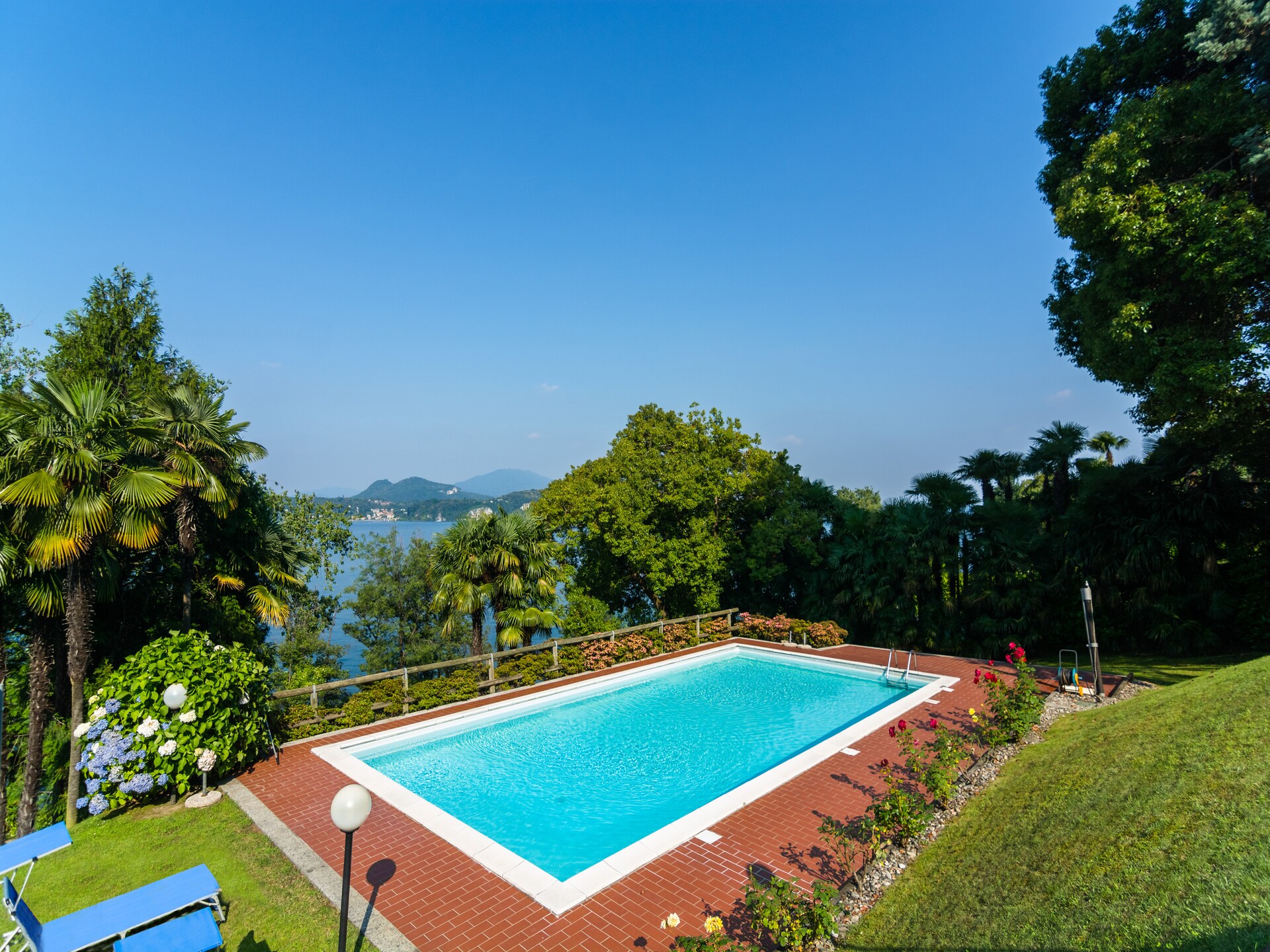 Verdelago Quattordici: Zonnig appartement met zwembad in Stresa - foto 13