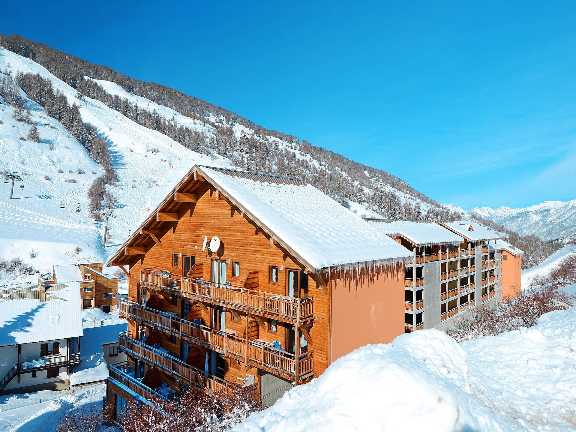 Knus chalet in Vars met bergzicht – 6 personen, hond welkom - foto 11