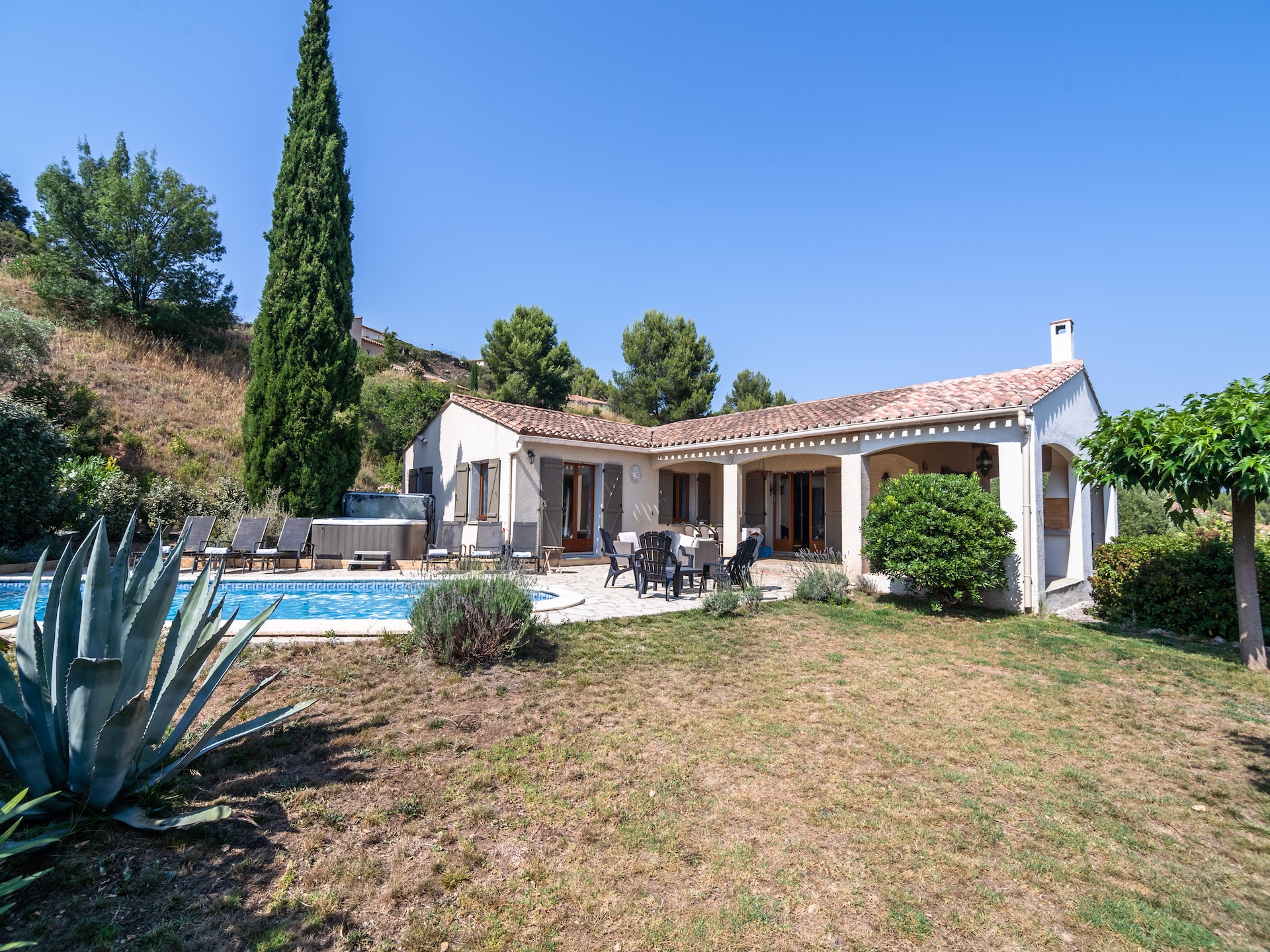 6-persoons villa met privézwembad in Beaufort - foto 30