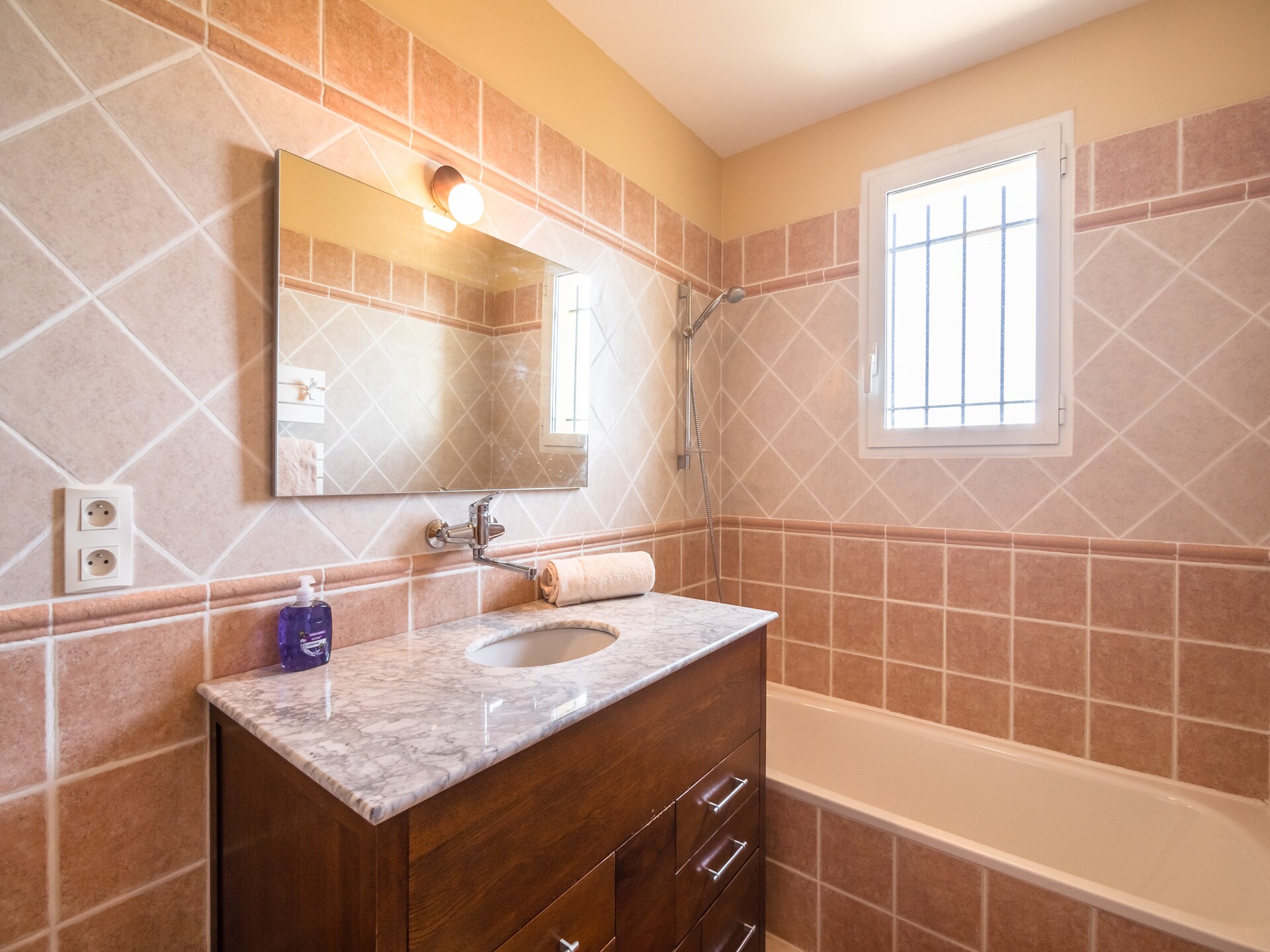 Villa Tranquille: Luxe villa met privézwembad en panoramisch uitzicht in Limoux - foto 25