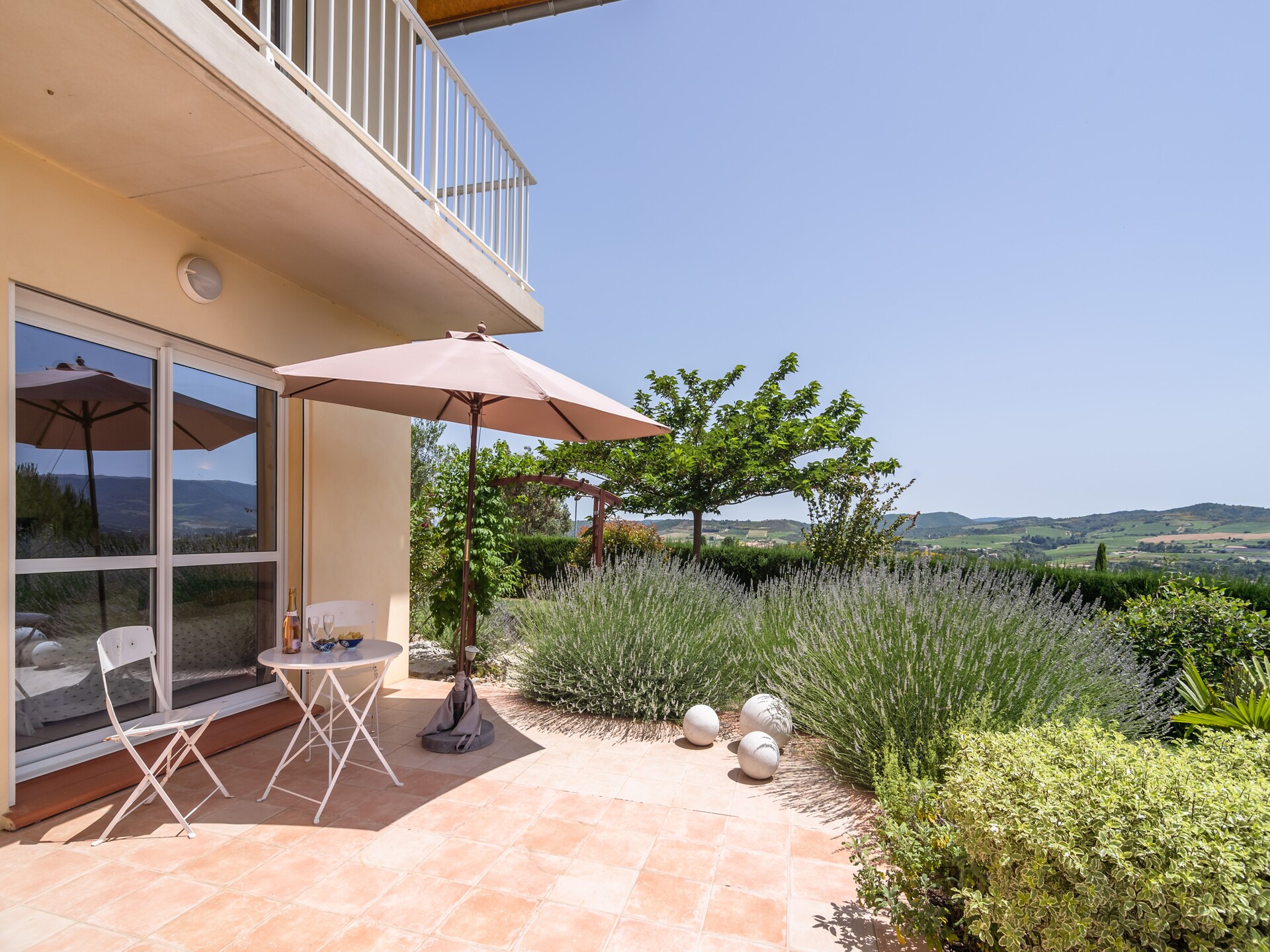 Villa Tranquille: Luxe villa met privézwembad en panoramisch uitzicht in Limoux - foto 35