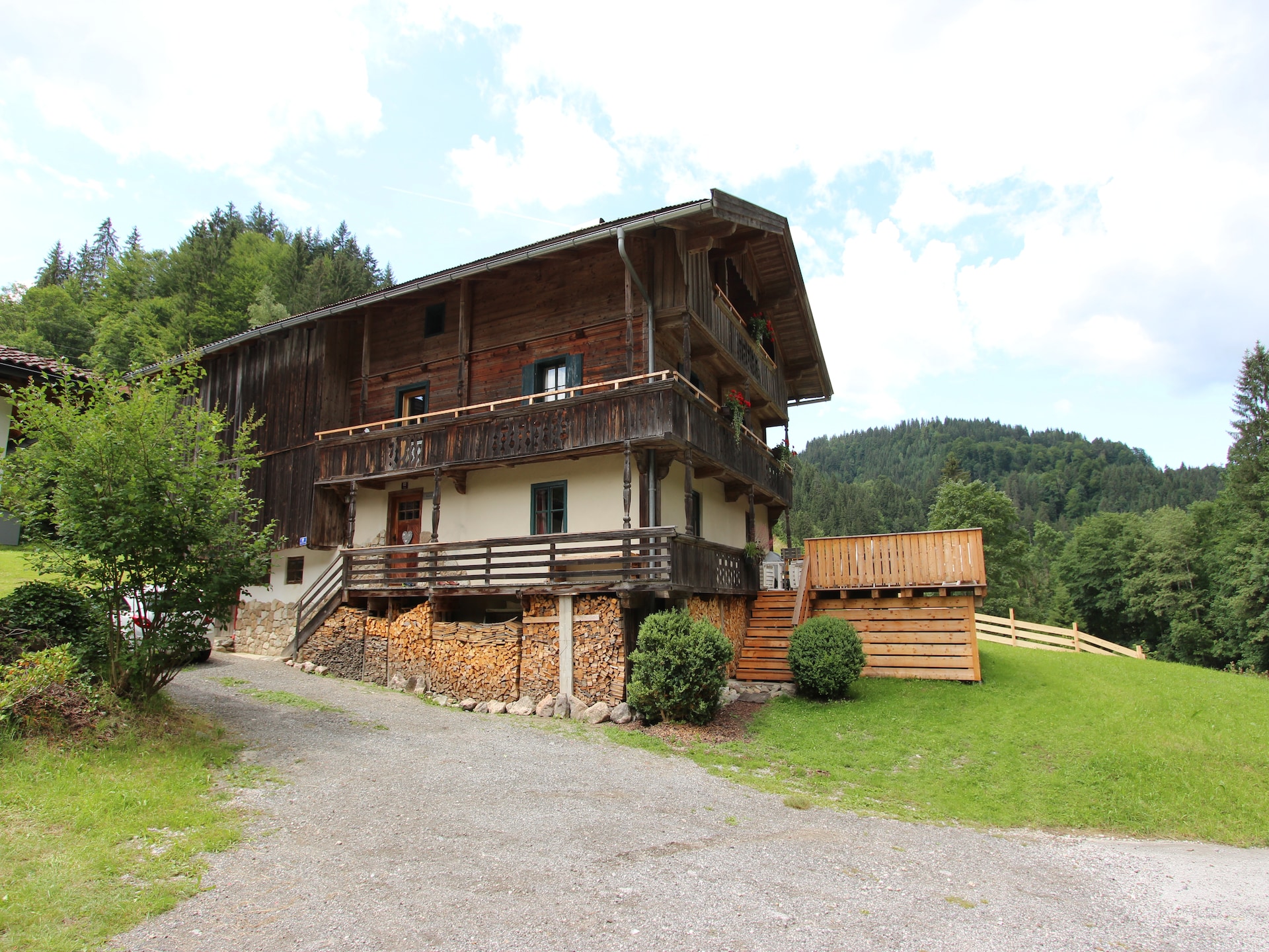 Aan de piste: Ruime boerderij Brummer in Hopfgarten im Brixental - foto 2