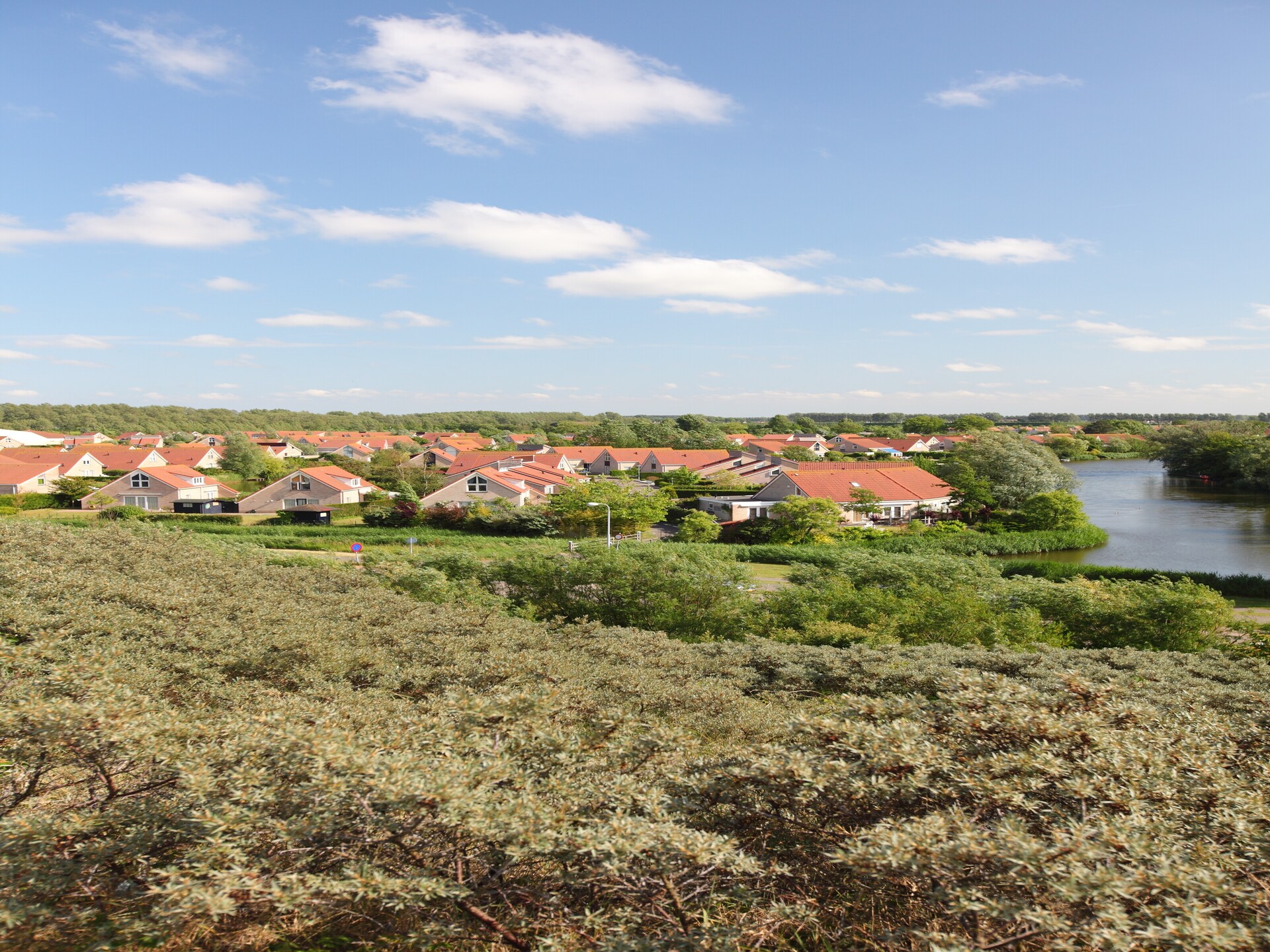 Vrijstaande 6-persoonsbungalow op 5 minuten van het strand van Breskens - foto 17