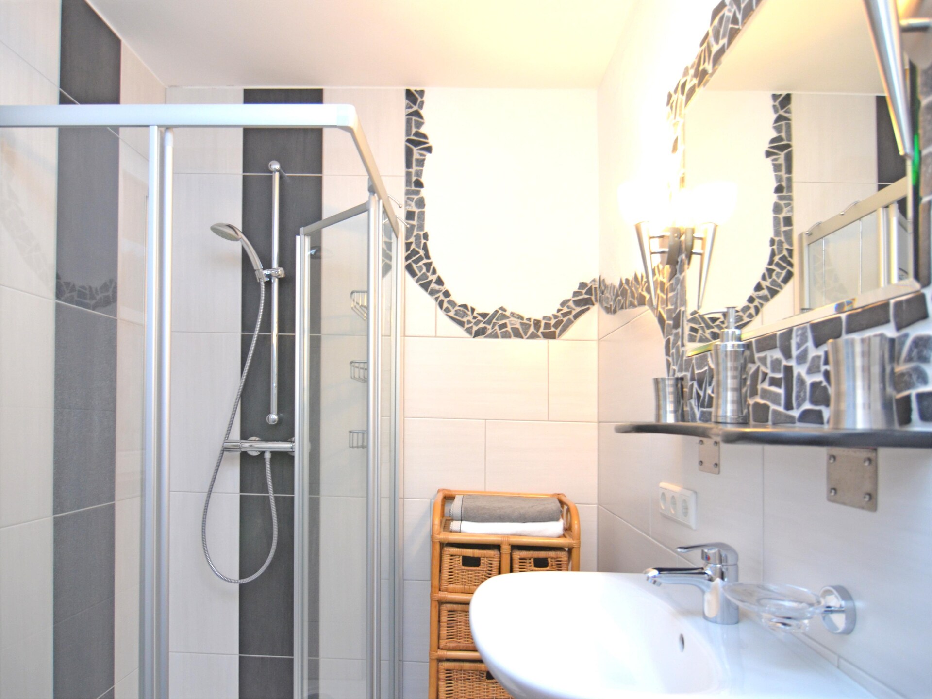 Modern bosappartement met tuin aan de vijver in Kirchhundem-Brachthausen - foto 21