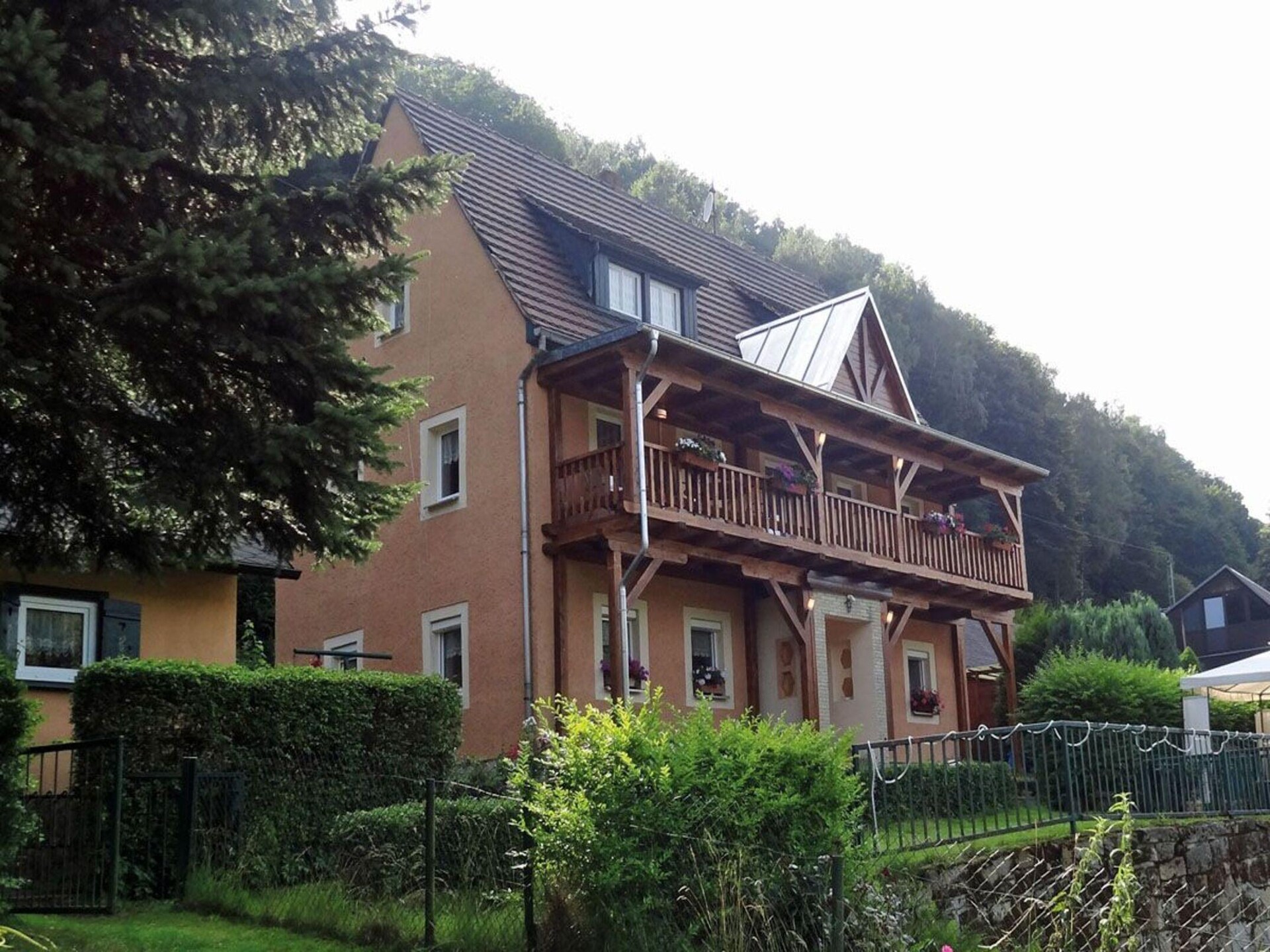 Modern bosappartement met tuin aan de vijver in Kirchhundem-Brachthausen - foto 31
