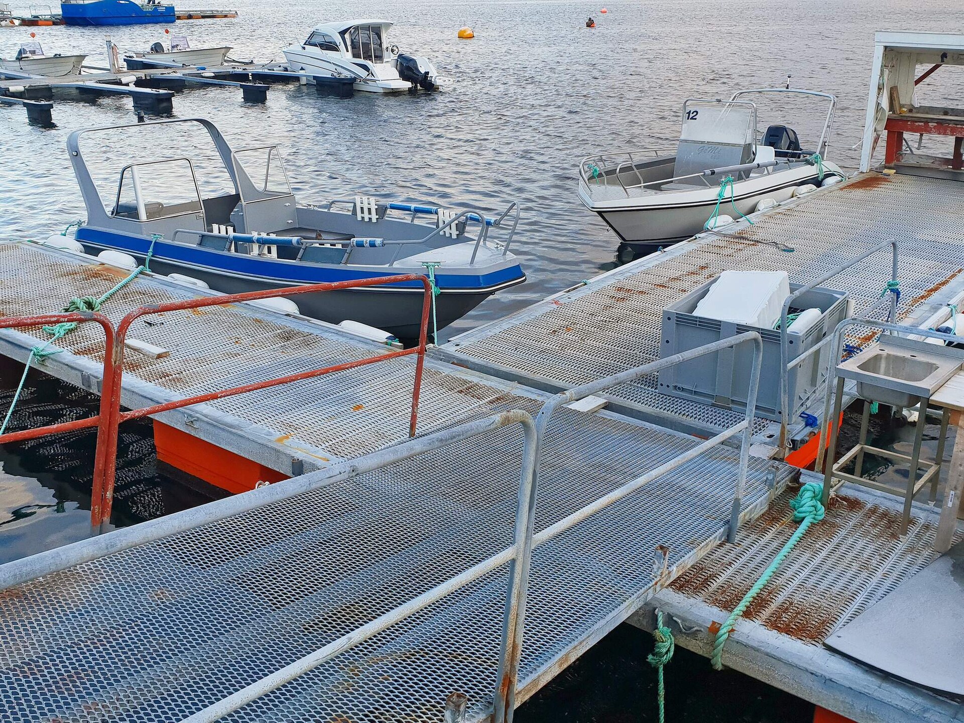 Authentieke rorbu aan zee met bootverhuur en visplezier in Oksvoll - foto 33