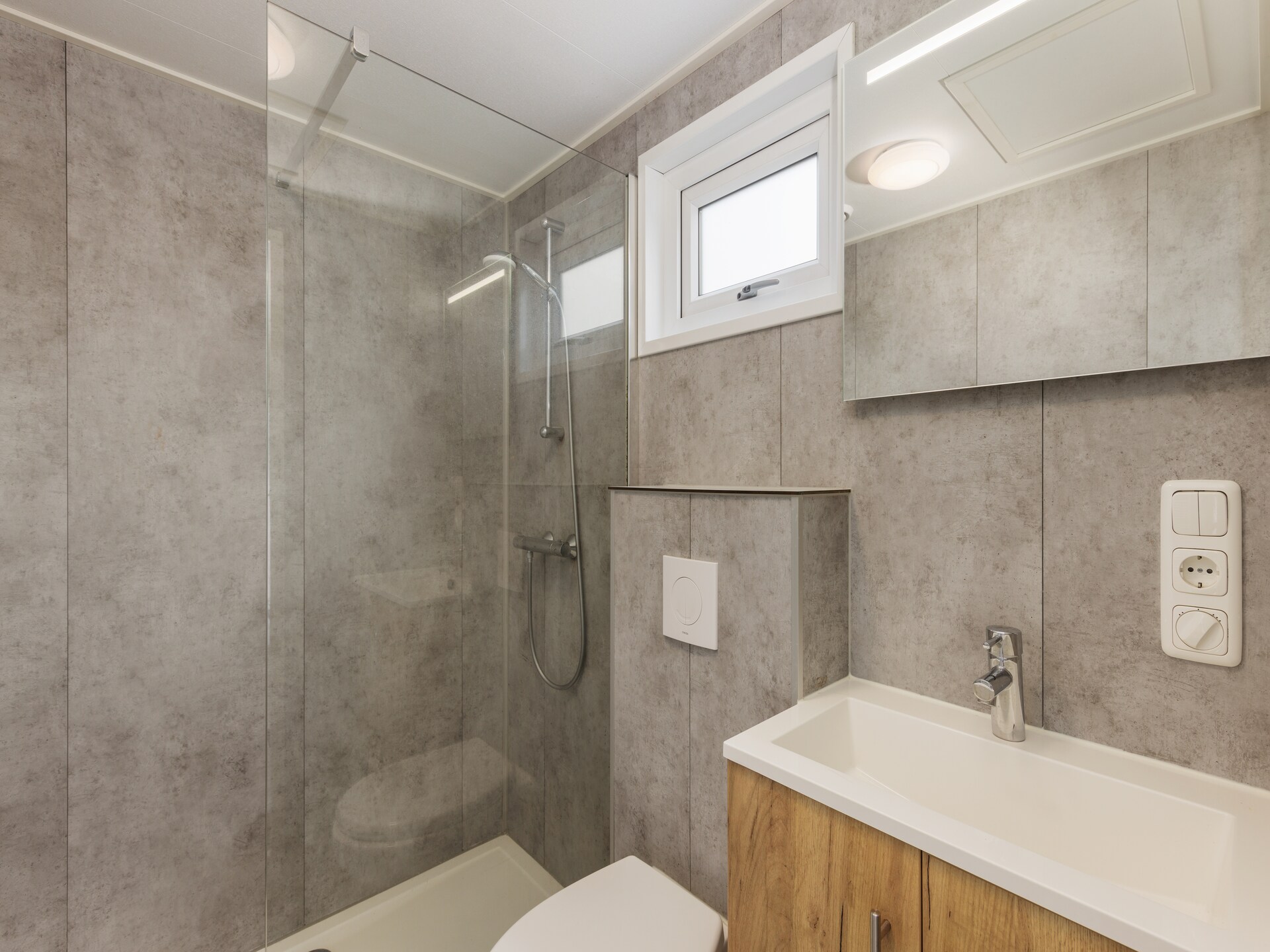 Vrijstaand 6-persoons chalet in hart van Drenthe bij zwembad en hunebedden - foto 13