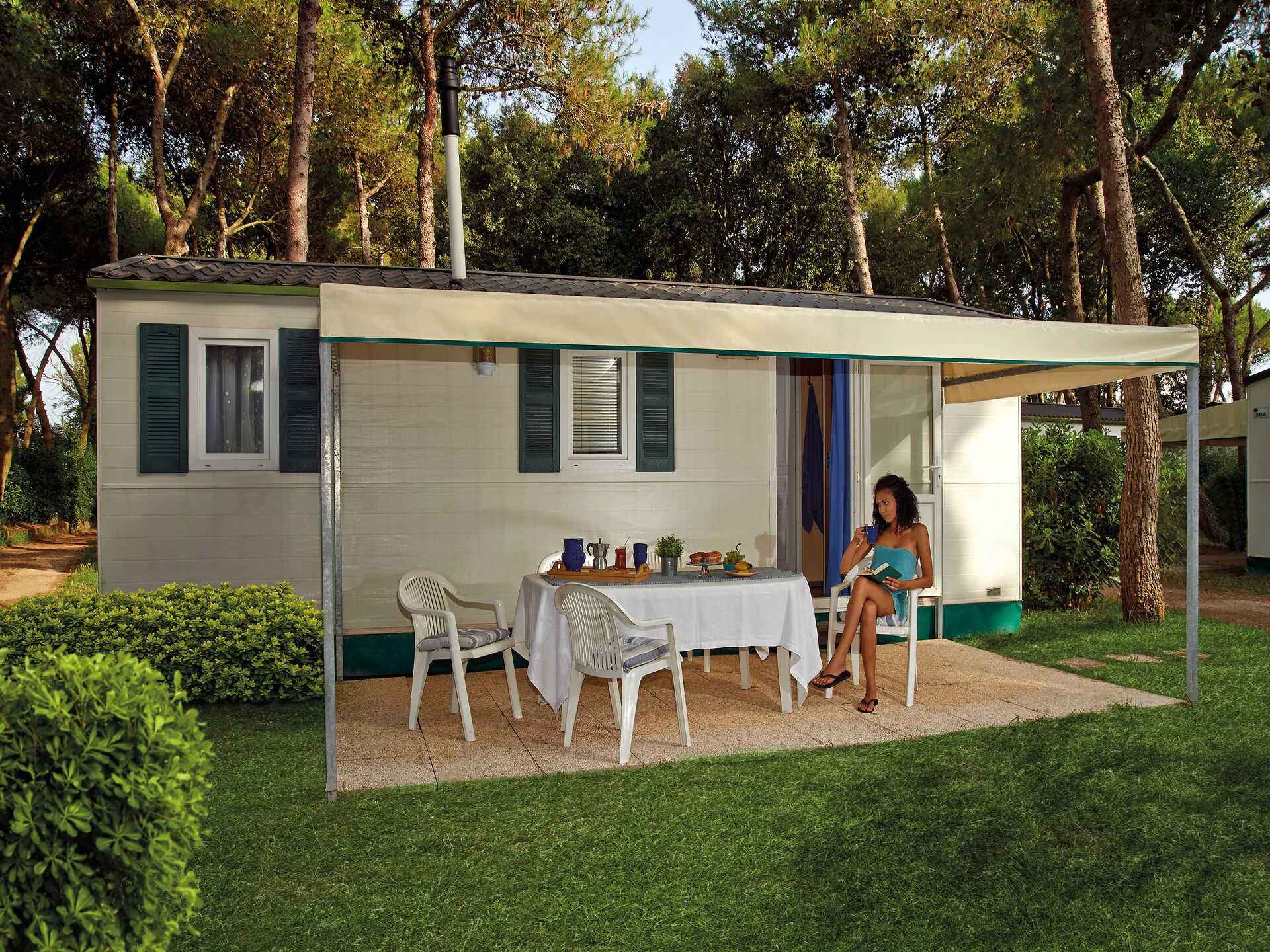 Modern chalet met airconditioning in Baia Domizia · 2 pers. - foto 3