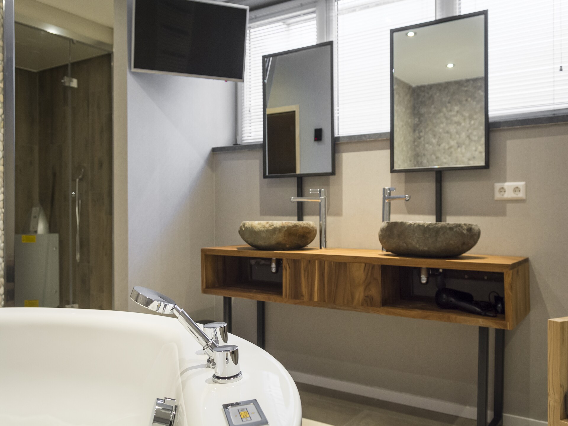 Villa Bouwlust F Wellness: Luxe wellnessvilla aan het Krimbos op Texel - foto 25
