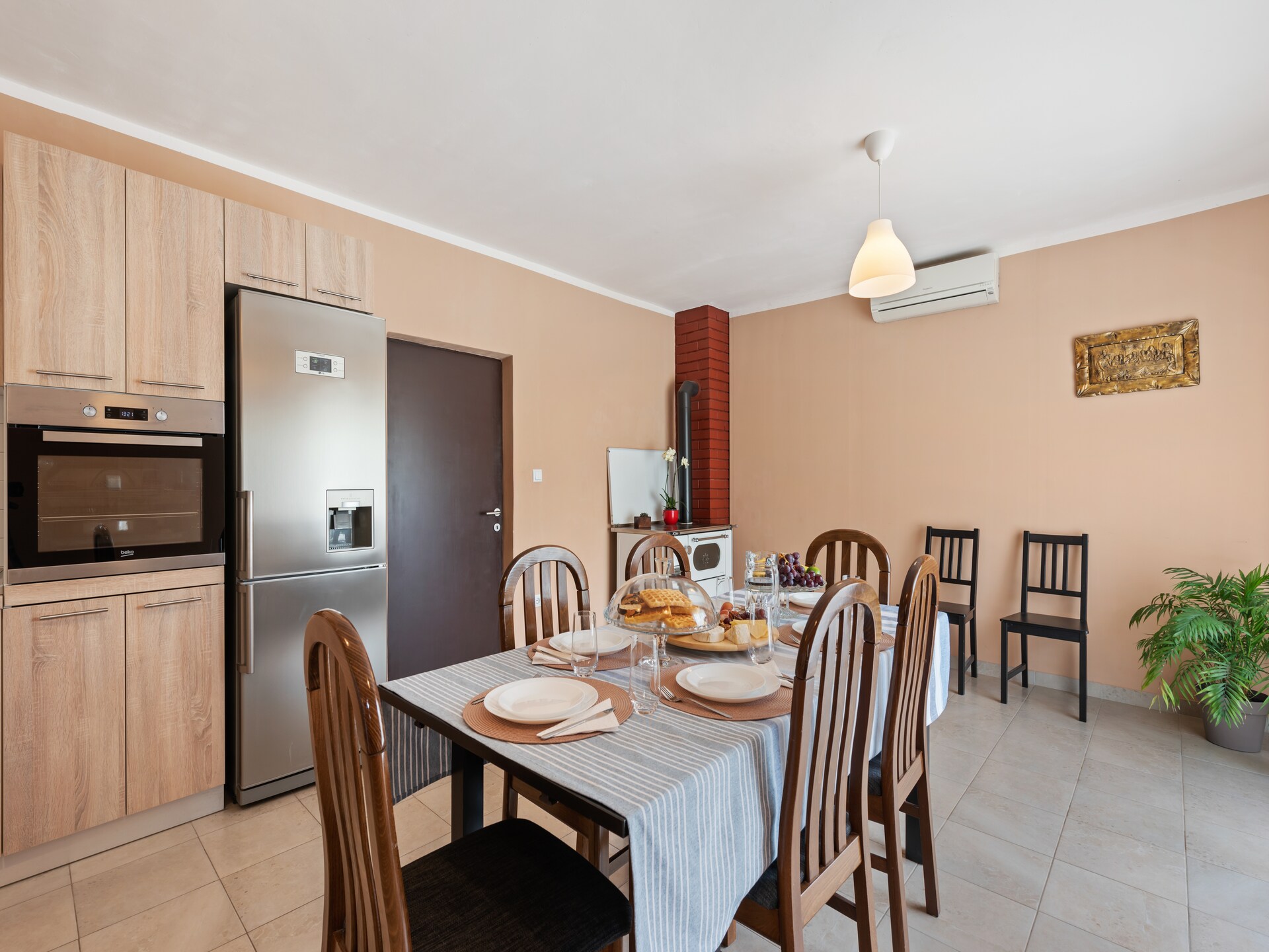 Ruime vrijstaande villa met privézwembad aan de rivier in Neorić - foto 5