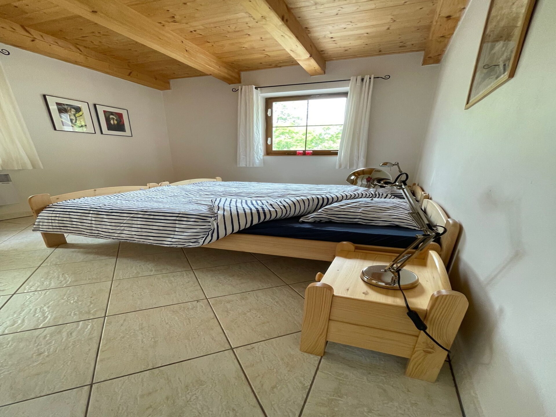 Vrijstaand chalet aan de golfbaan in de bergen van Noord-Bohemen - foto 15