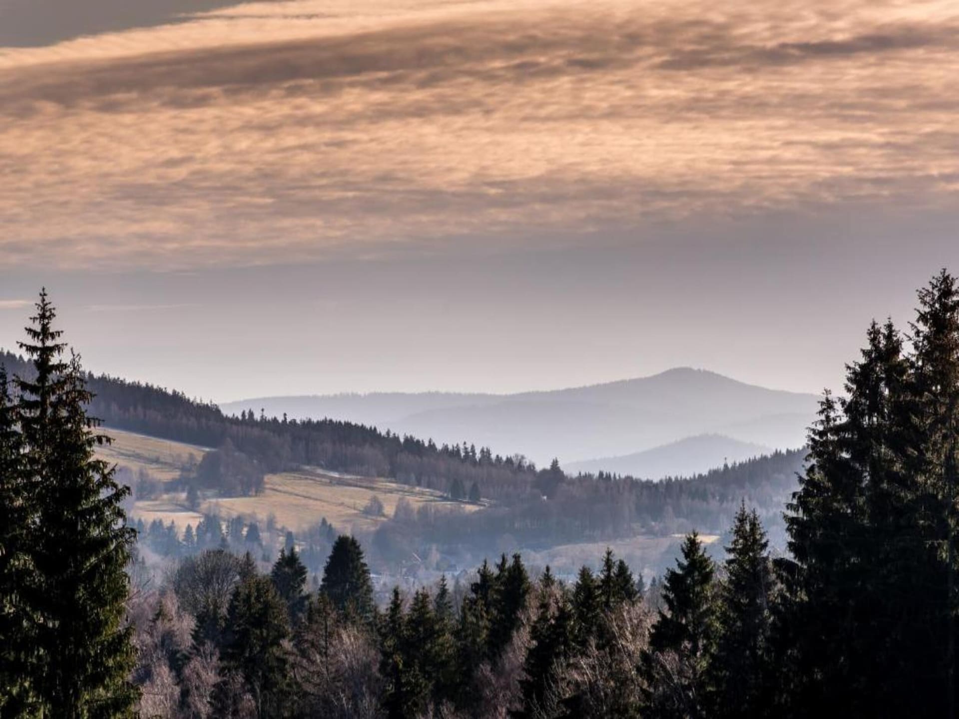 Op 600 m van de piste: gezellig vakantiehuis in Zelezná Ruda - foto 24