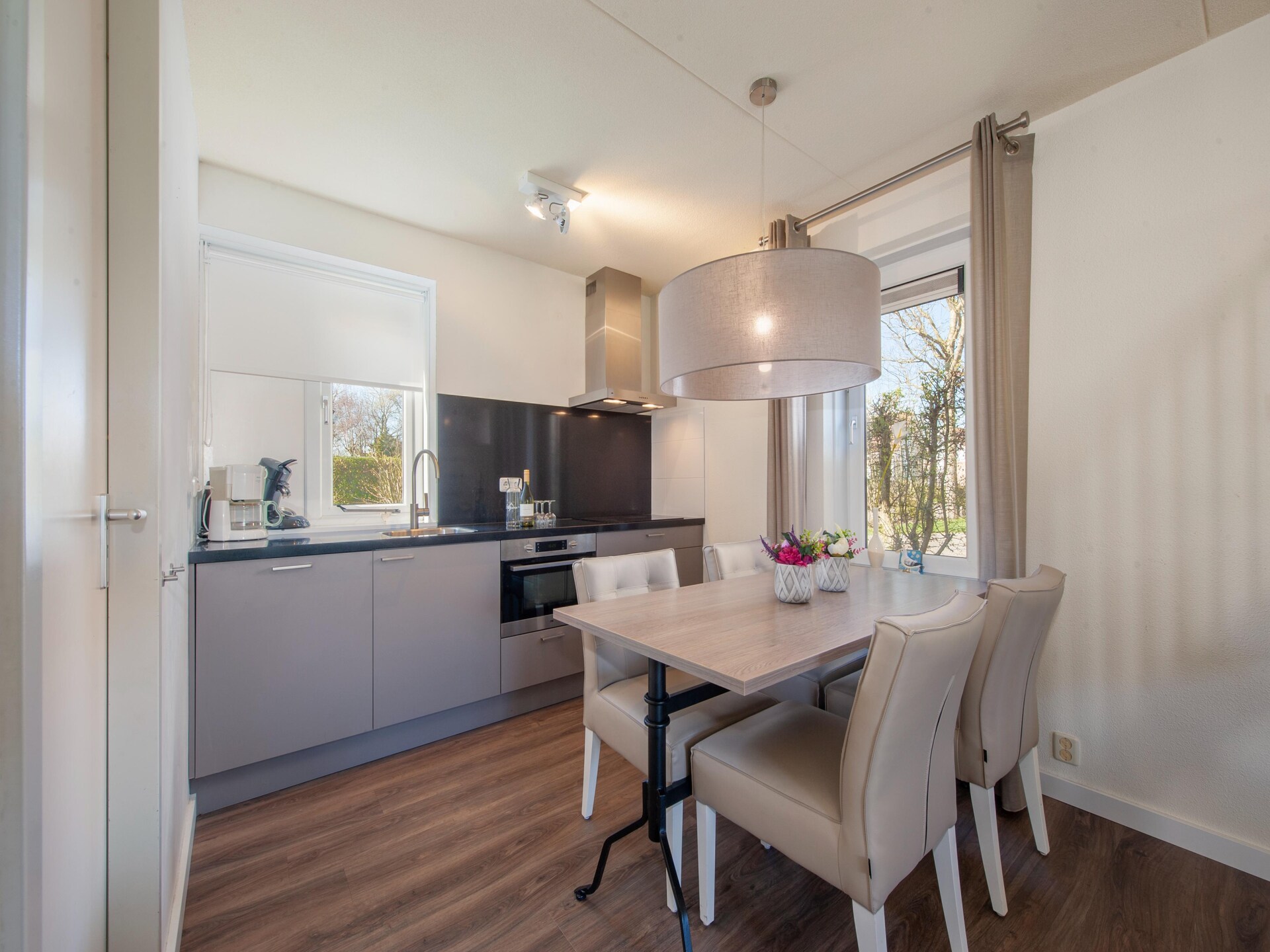 Vrijstaande villa op vakantiepark Noordzee Résidence De Banjaard, 500m van strand - foto 3