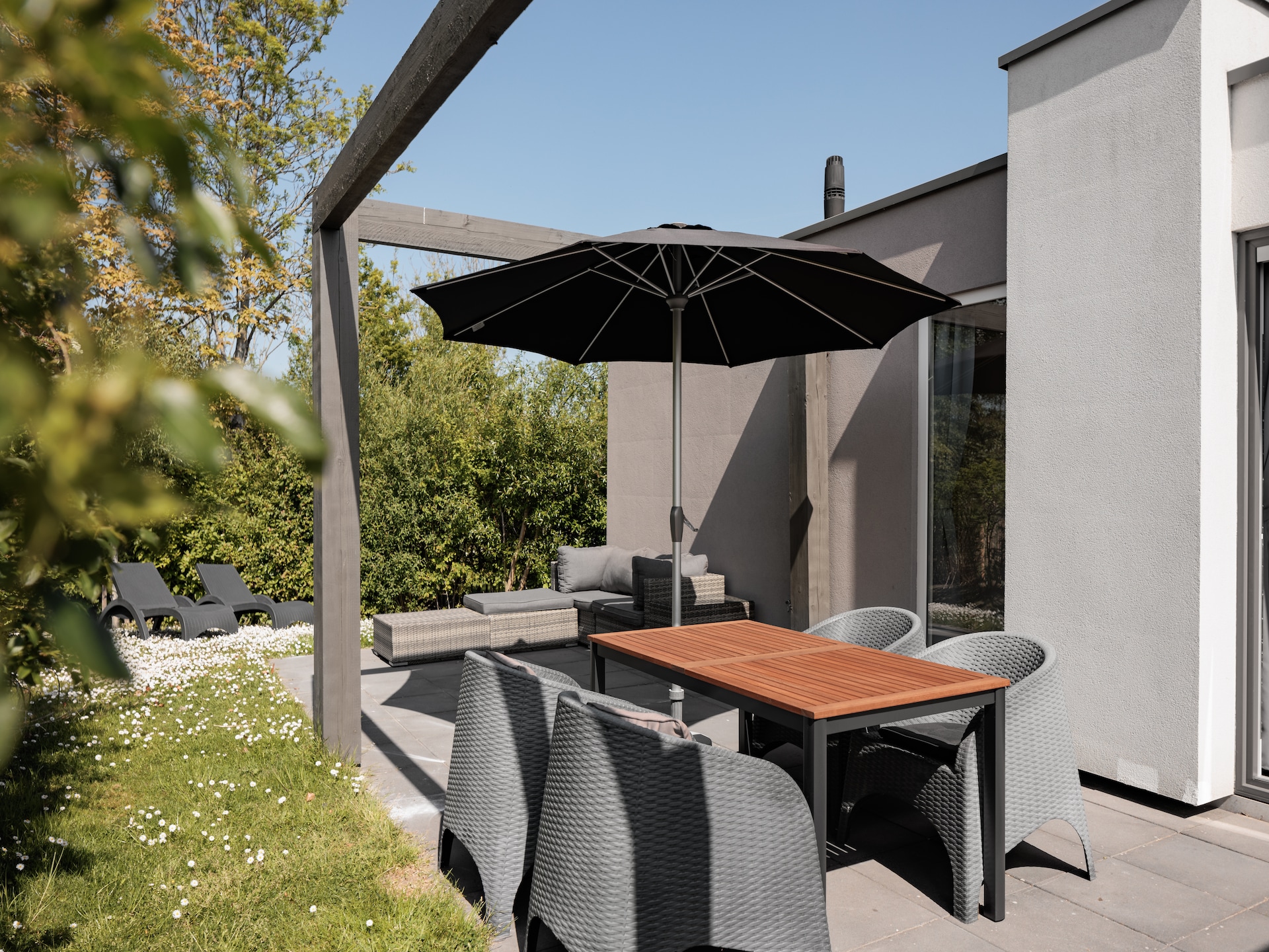 Modern vakantiehuis aan de Zeeuwse kust met tuin nabij strand - foto 4