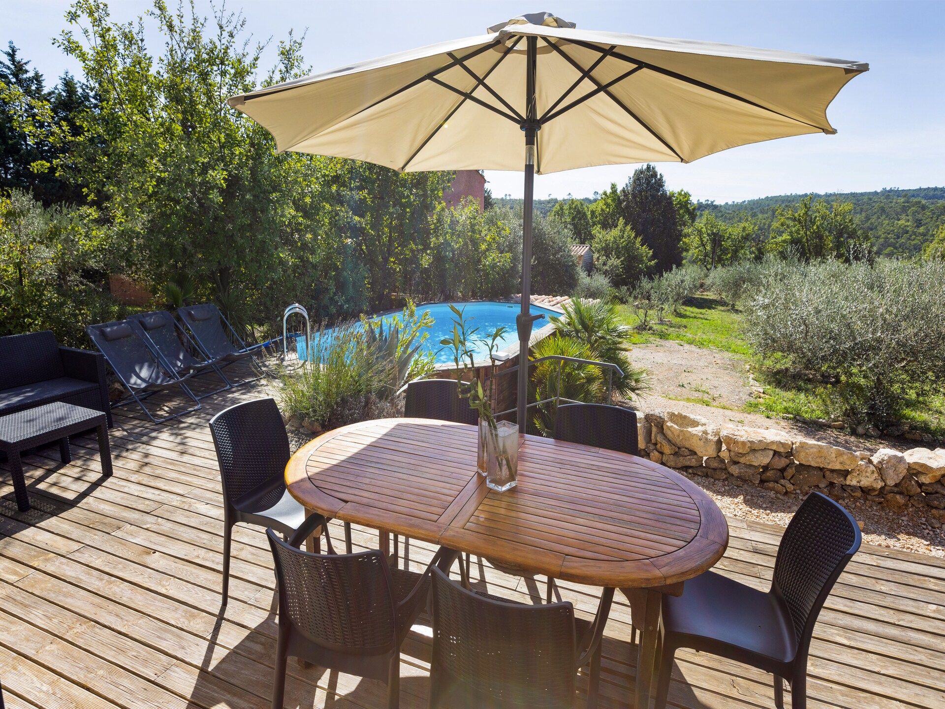 Vrijstaand vakantiehuis met privézwembad aan de golfbaan in Brignoles - foto 1