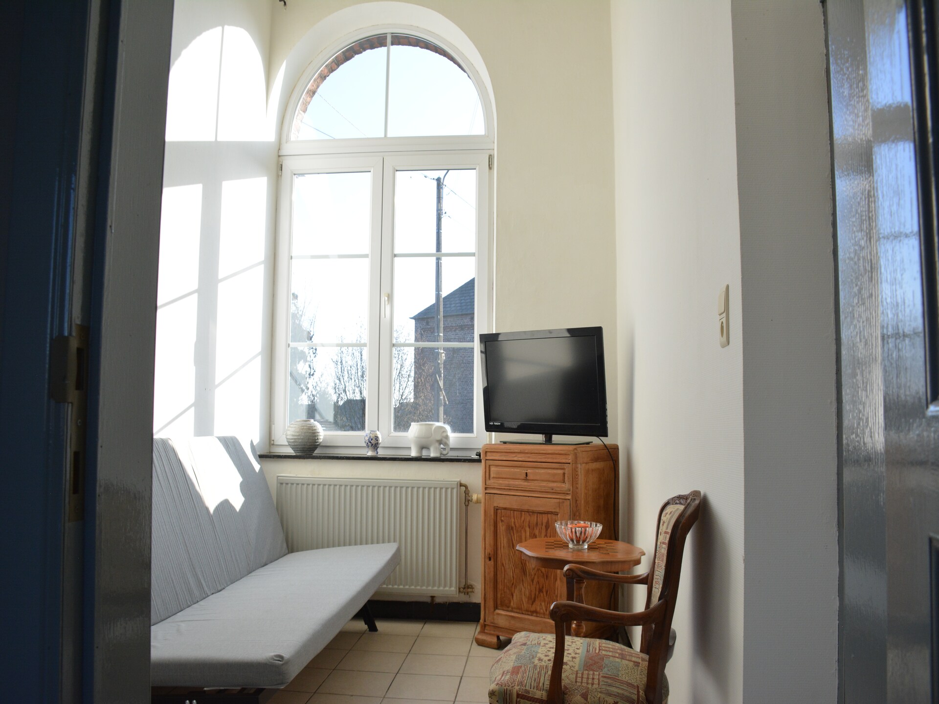 In het centrum van Pondrôme: 9-persoons vakantiehuis in voormalig station - foto 8