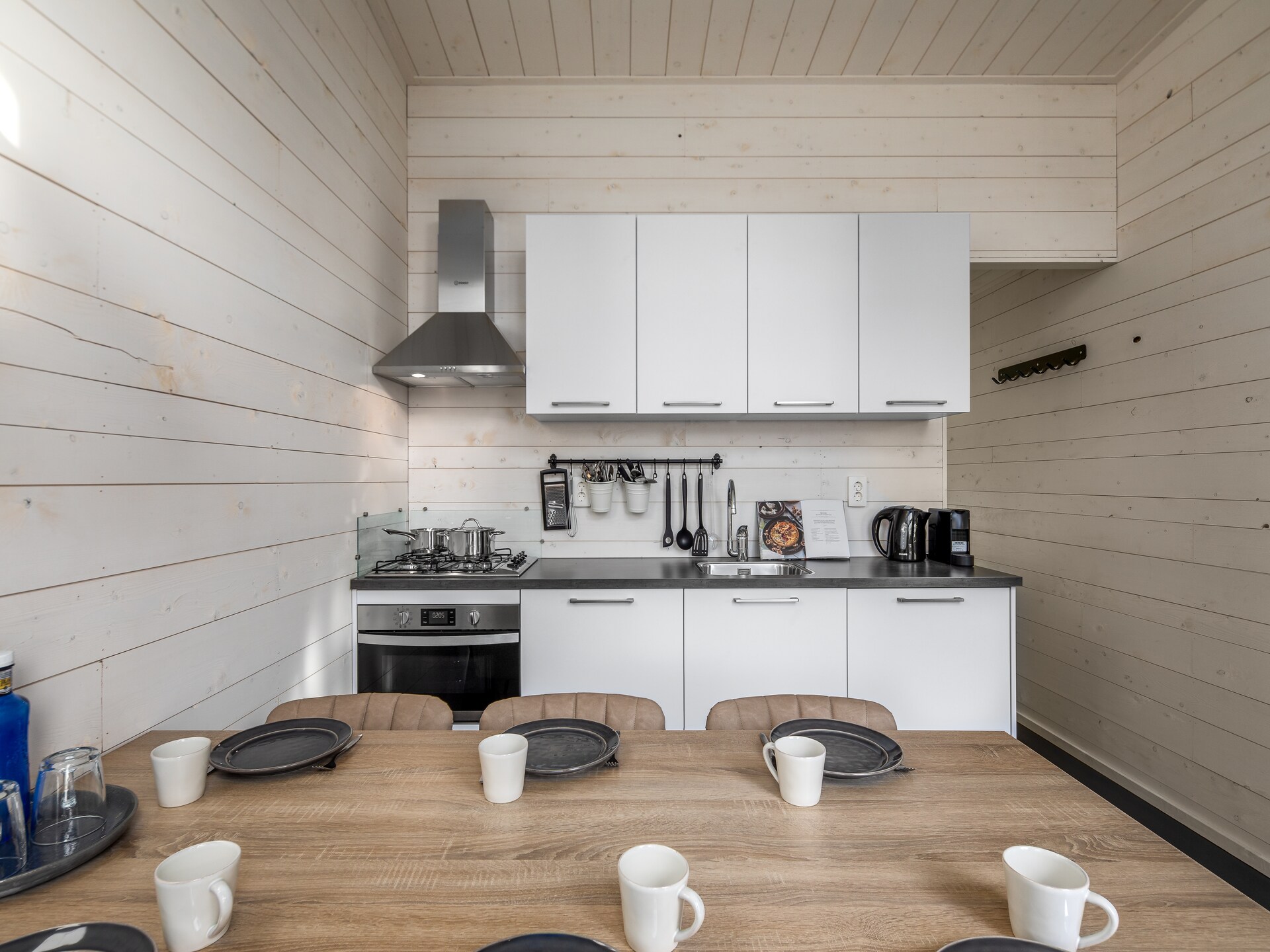 Moderne 6-persoons lodge met tuin in bosrijk Schaijk - foto 11