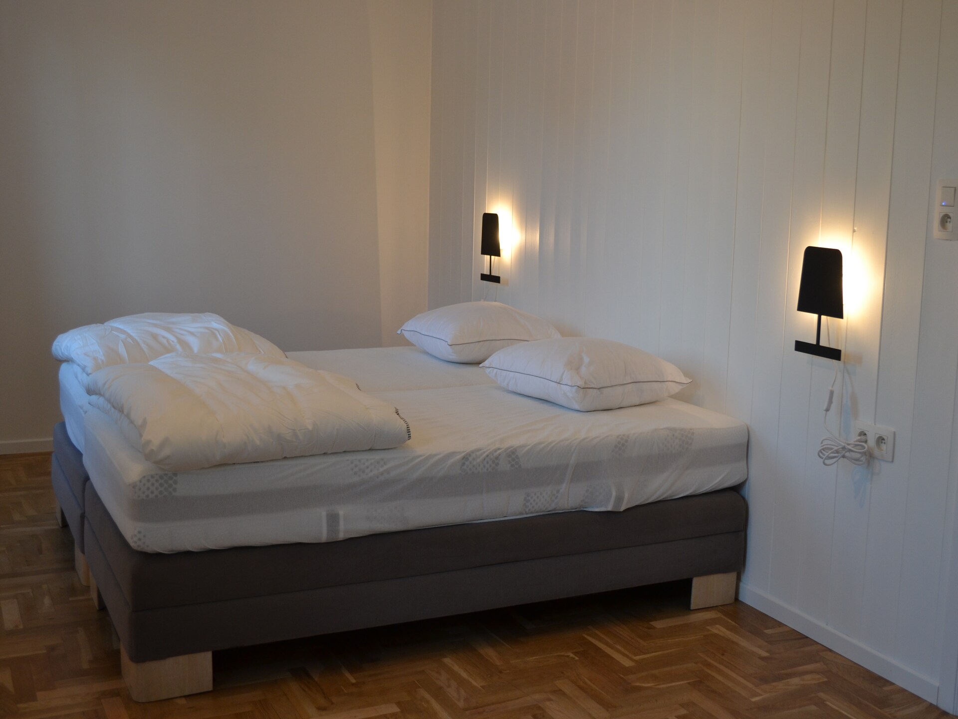 Privézwembad en panoramische sauna in vakantiehuis Vue d'en Haut, Enneille - foto 11