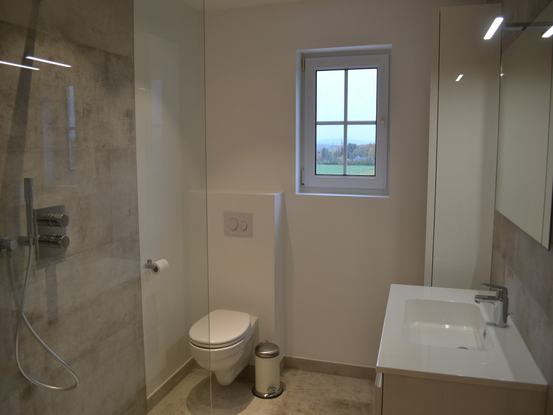 Privézwembad en panoramische sauna in vakantiehuis Vue d'en Haut, Enneille - foto 26