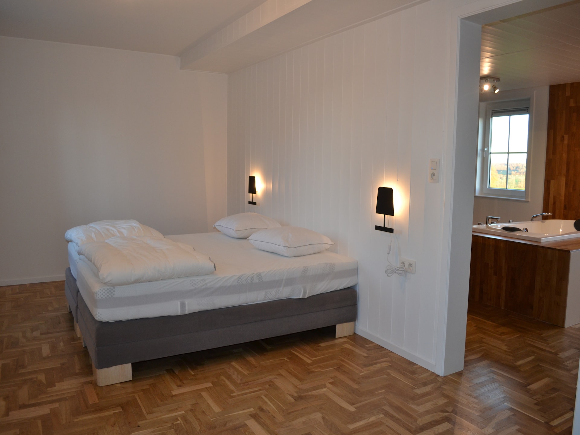 Privézwembad en panoramische sauna in vakantiehuis Vue d'en Haut, Enneille - foto 16