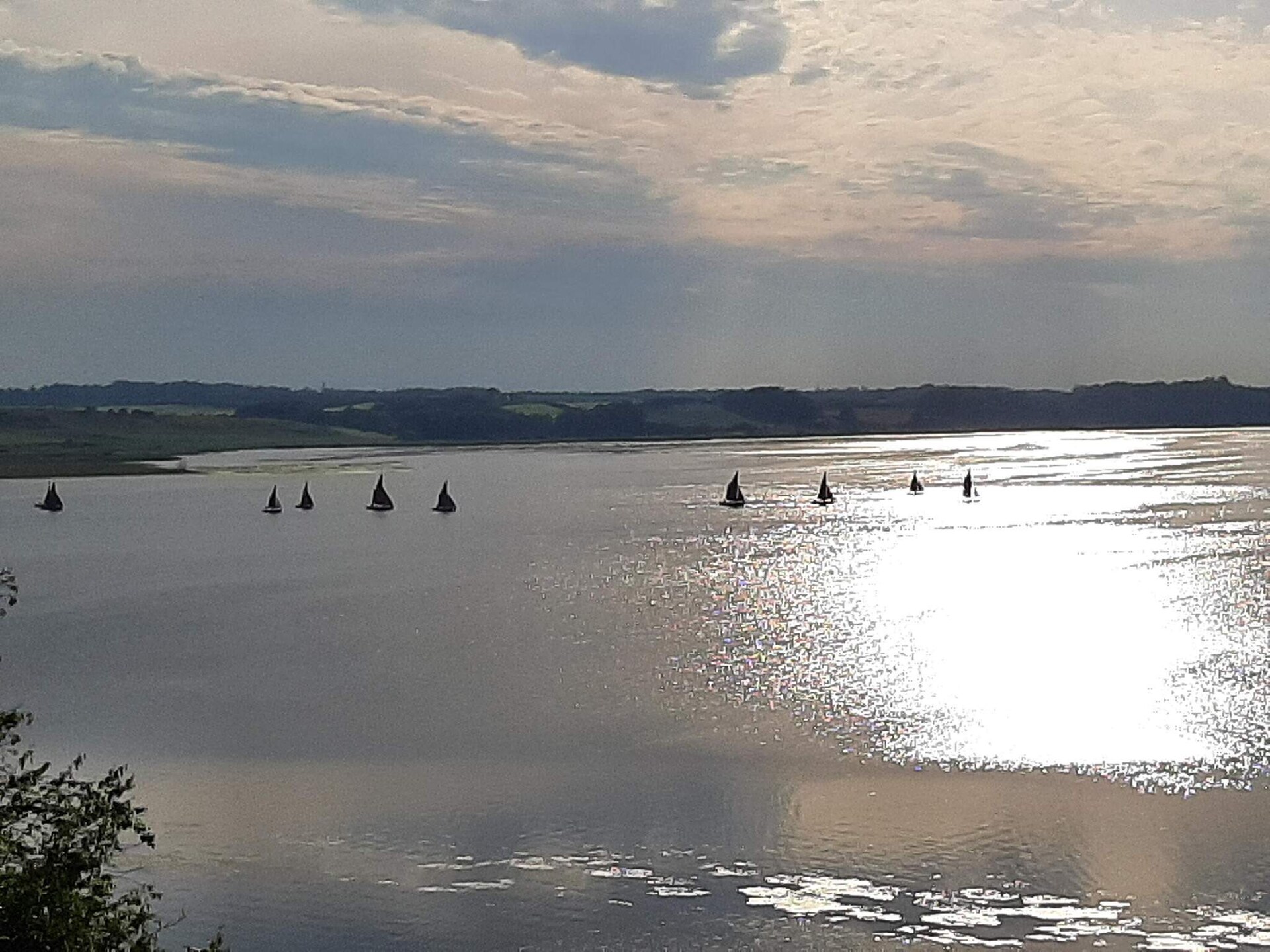 Aan zee: Modern vakantiehuis met fjordzicht in Løgstrup - foto 18
